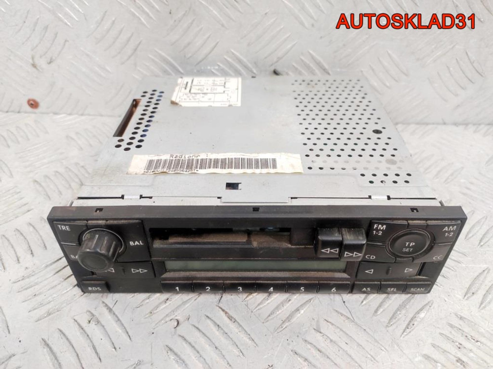 Магнитола Volkswagen Passat B5 1J0035152E С КОДОМ, 2700 рублей, Дубовое