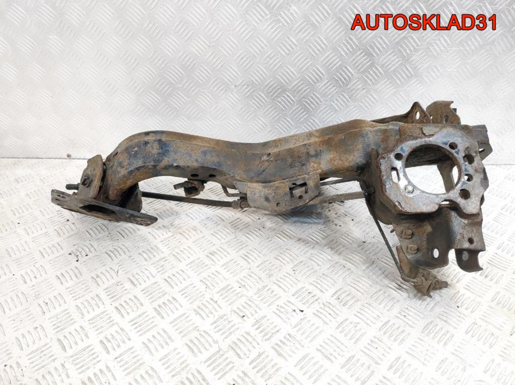 Рычаг задний продольный правый Nissan Qashqai 55501JG000, 5000 рублей, Дубовое