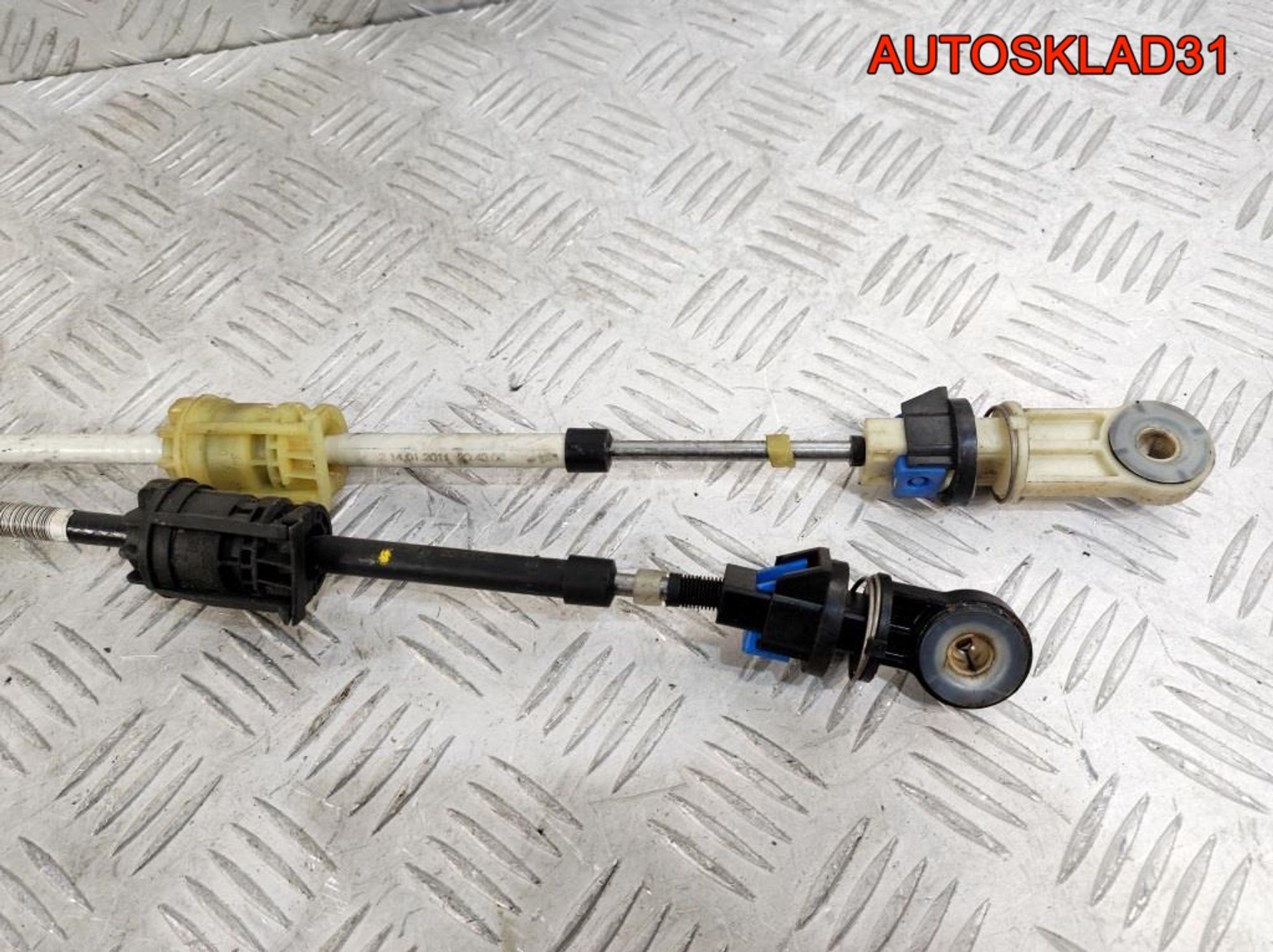 Трос МКПП комплект Opel Astra J 55563703, 4100 рублей, Дубовое