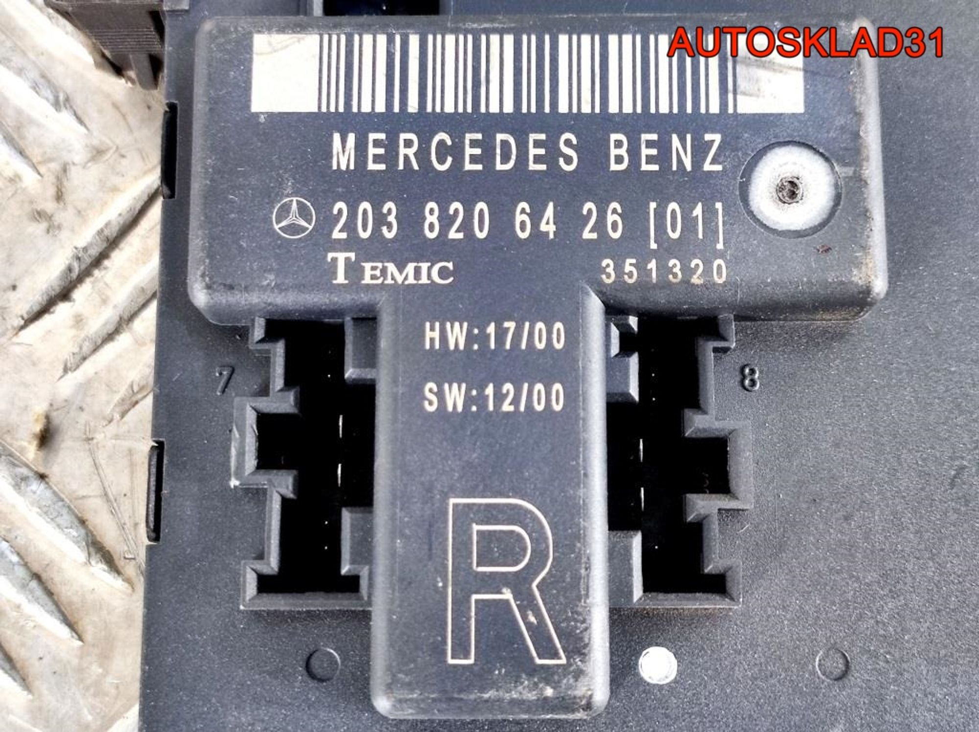 Блок комфорта п/п двери Mercedes W203 A2038206426, 1300 рублей, Дубовое