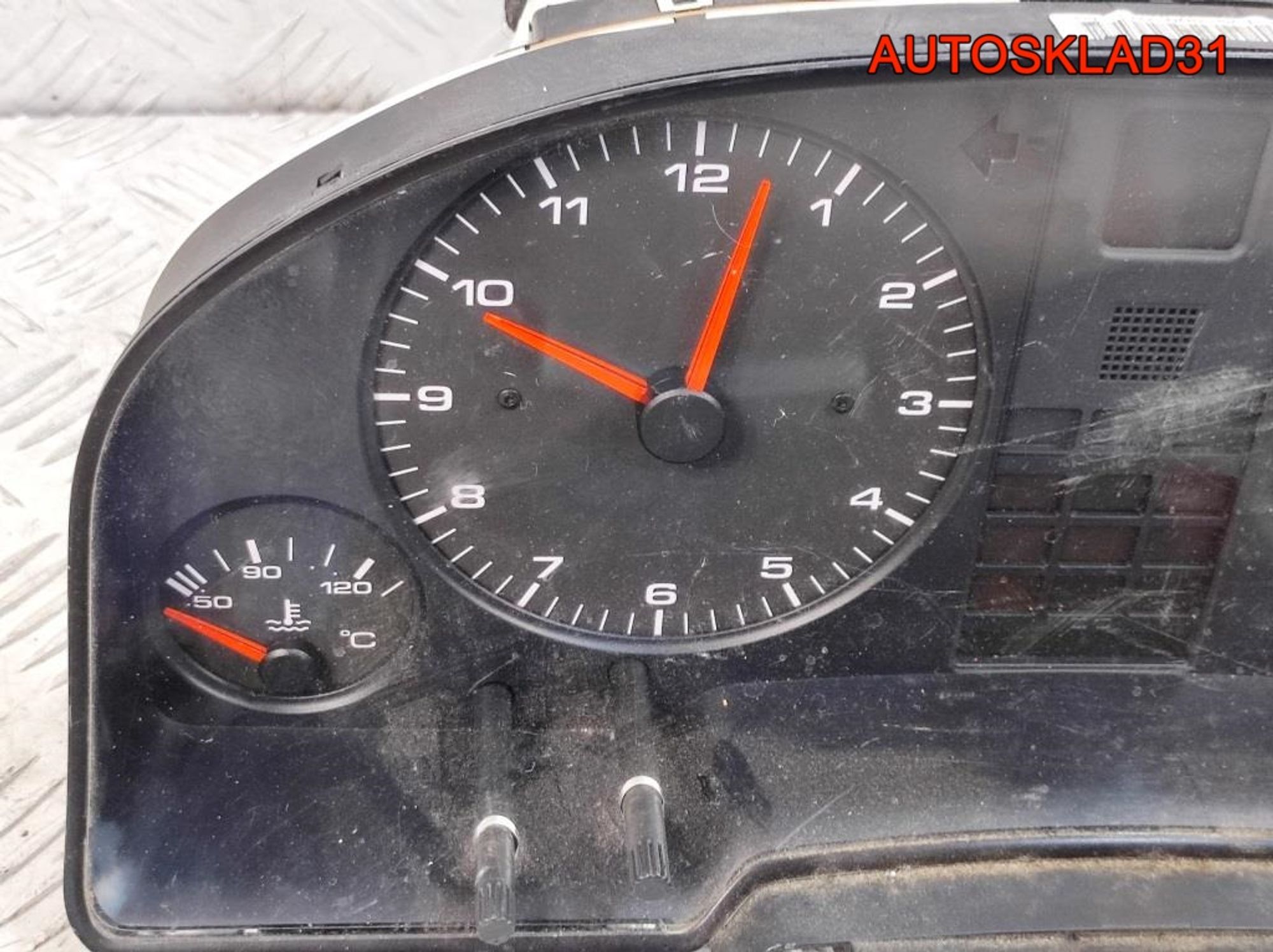 Панель приборов Audi 80 B4 8A0919033AS, 17000 рублей, Дубовое