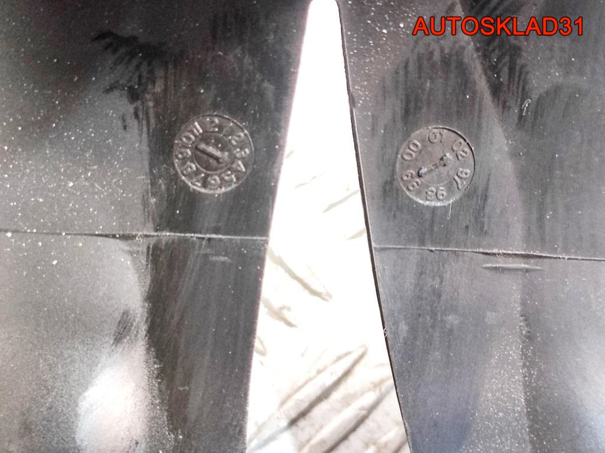 Коллектор впускной нижняя часть VW Golf 4 1,6 BFQ 06A133206S, 1500 рублей, Дубовое