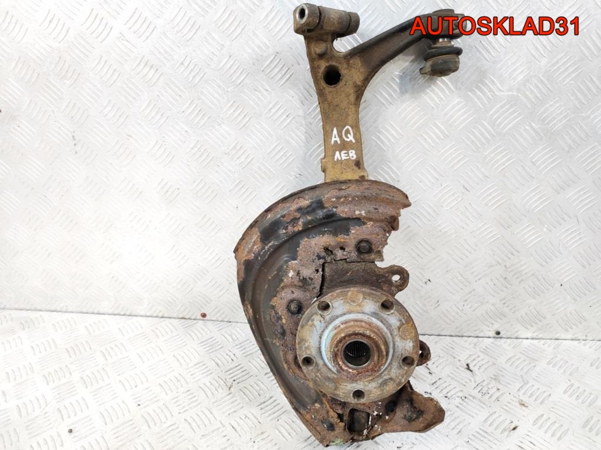 Кулак передний левый VW Passat B5 8D0407257AQ, 1200 рублей, Дубовое