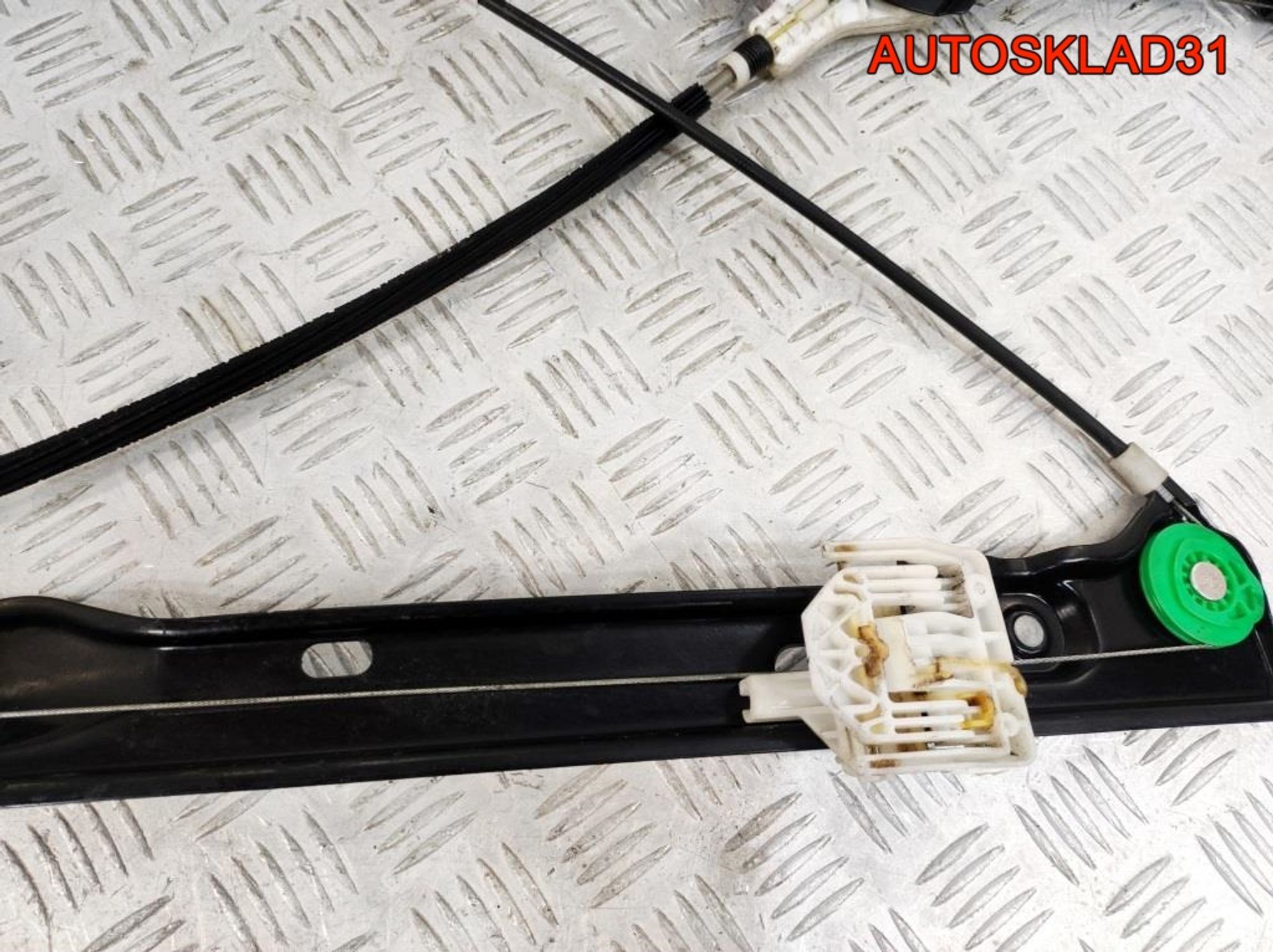 Стеклоподъемник передний правый BMW 3 серия E90 51337140588, 2100 рублей, Дубовое