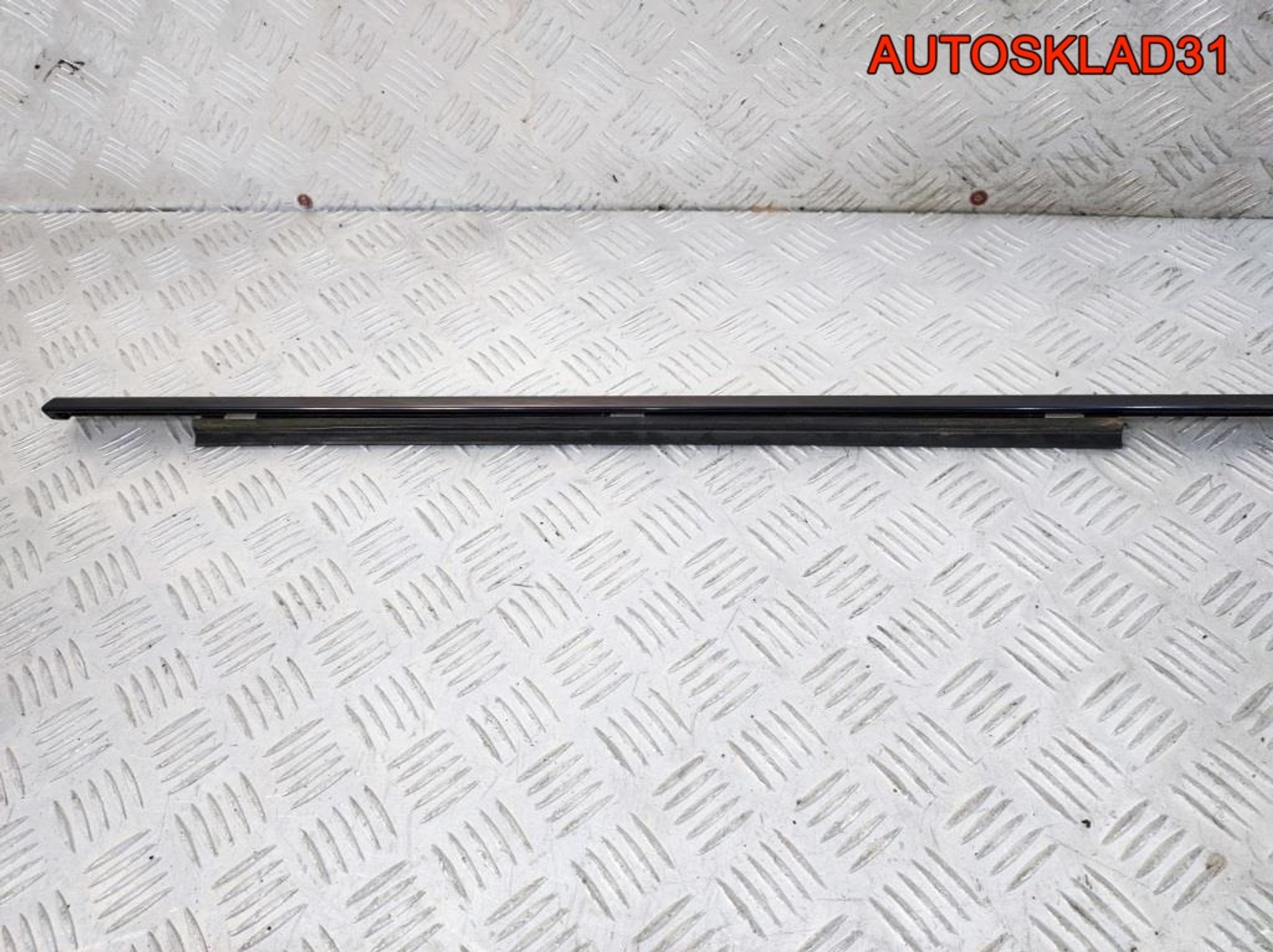 Накладка стекла заднего левого Mercedes W210 Седан, 900 рублей, Дубовое