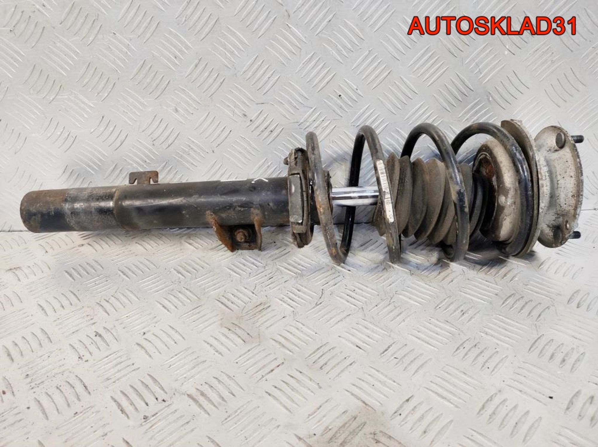 Амортизатор передний левый в сборе BMW E90 311403, 4900 рублей, Дубовое