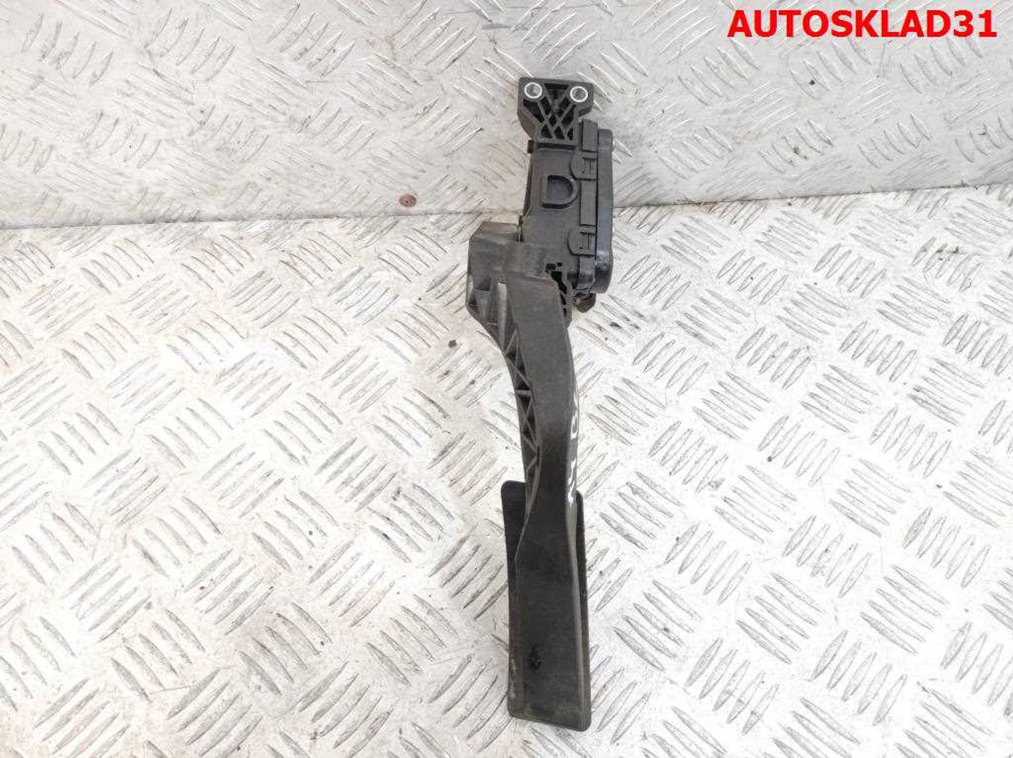 Педаль газа Audi A4 B6 2,0 ALT Бензин 8E1721523A, 1500 рублей, Дубовое