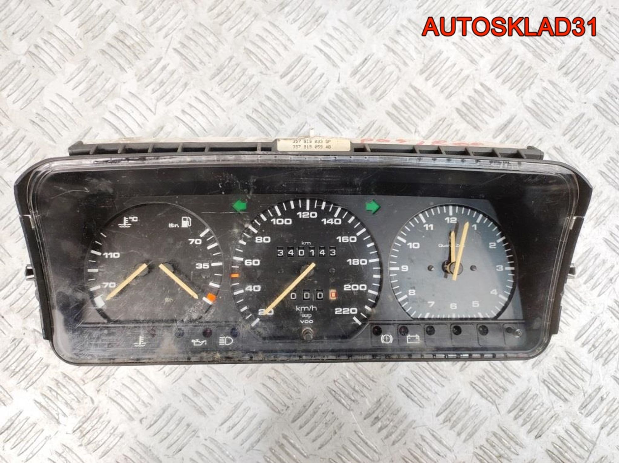 Панель приборов VW Passat B3 357919033GP Бензин, 12000 рублей, Дубовое