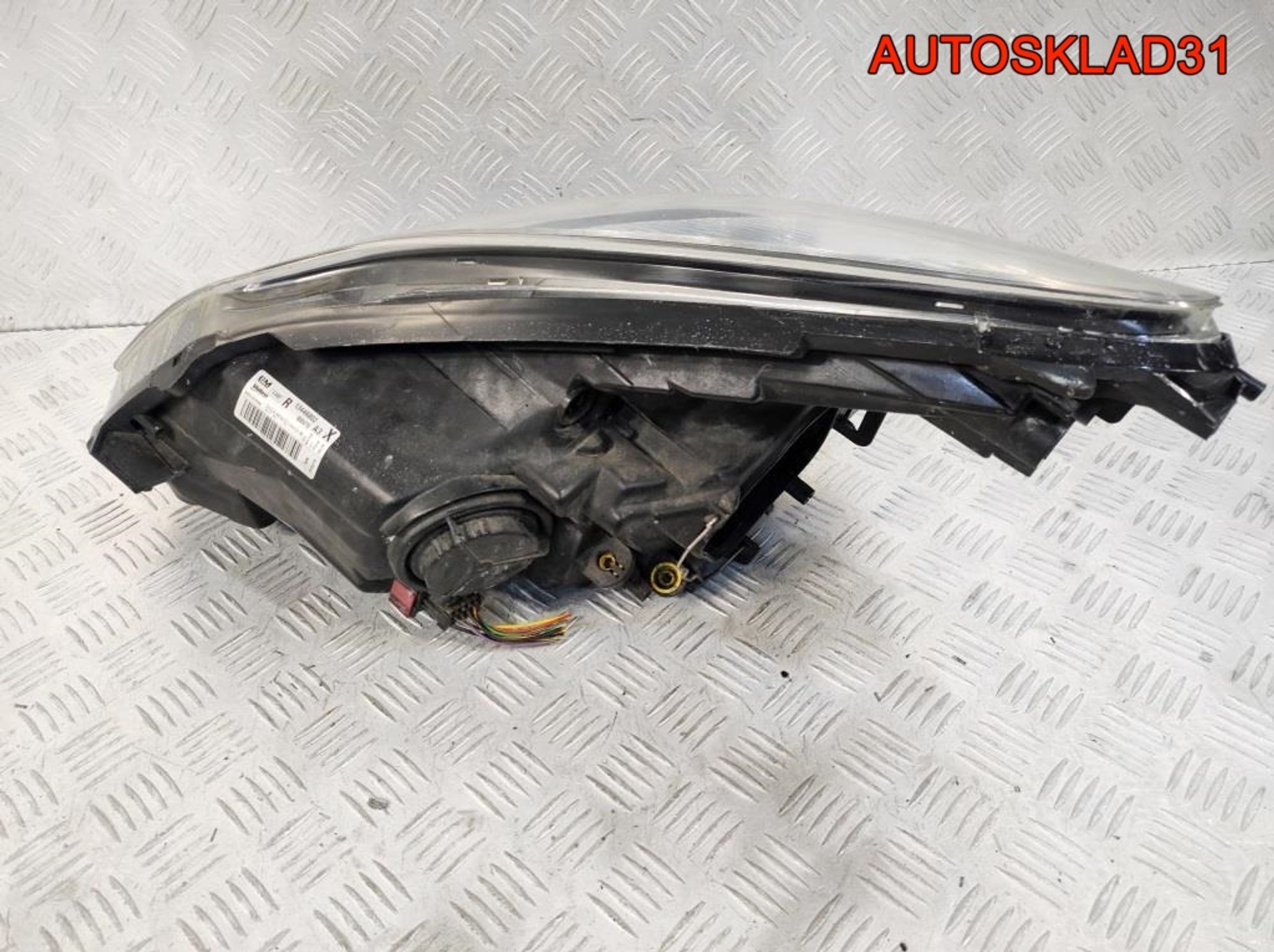 Фара правая Opel Corsa D 13446802 Рестайлинг, 11400 рублей, Дубовое