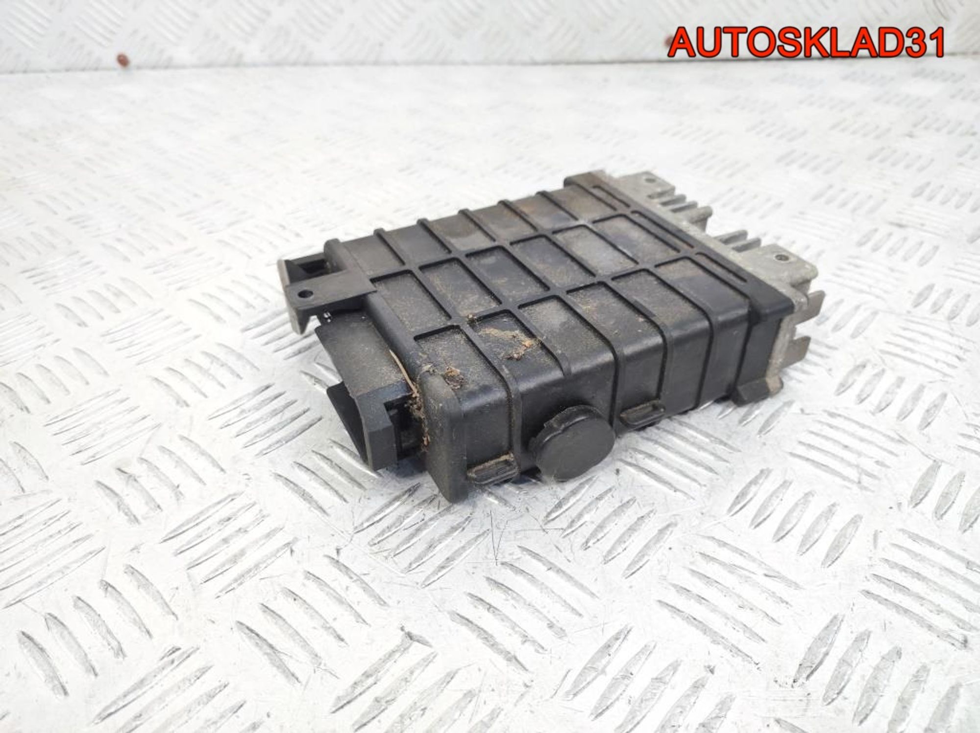 Блок эбу Volkswagen Passat B3 443907403 Бензин, 1000 рублей, Дубовое