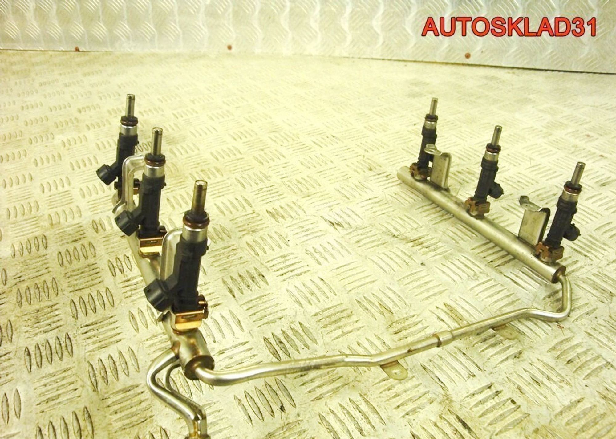 Форсунка топливная Audi A6 C6 2.4 BDW 06E133551 Цена за ОДНУ форсунку, 1100 рублей, Дубовое