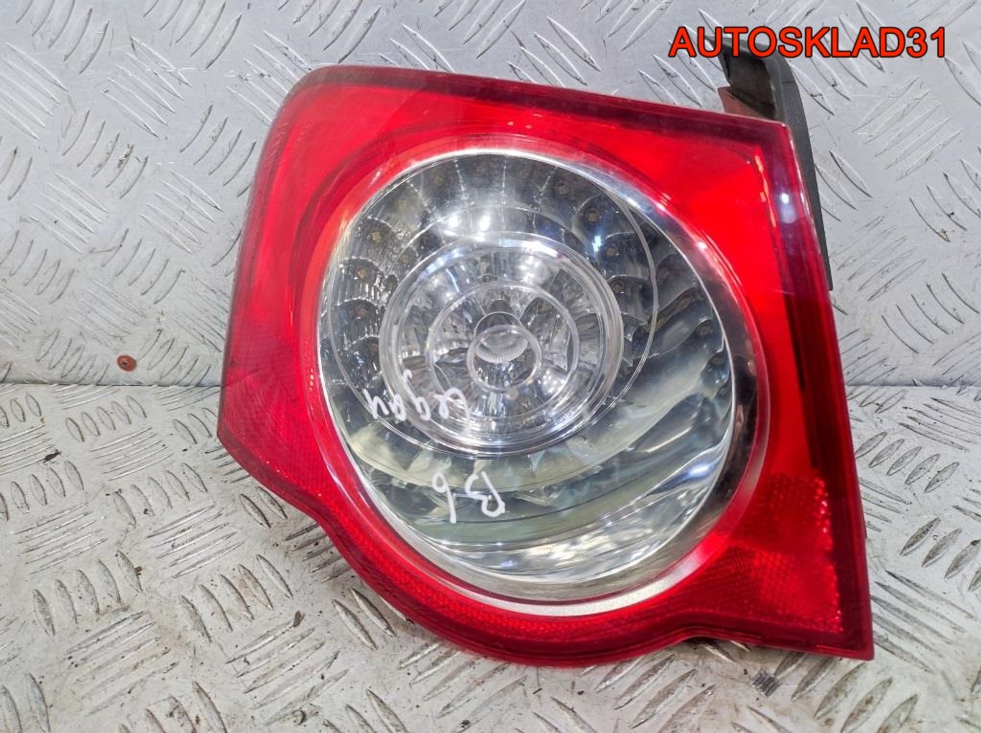 Фонарь задний левый VW Passat B6 3C5945095H Седан, 5700 рублей, Дубовое