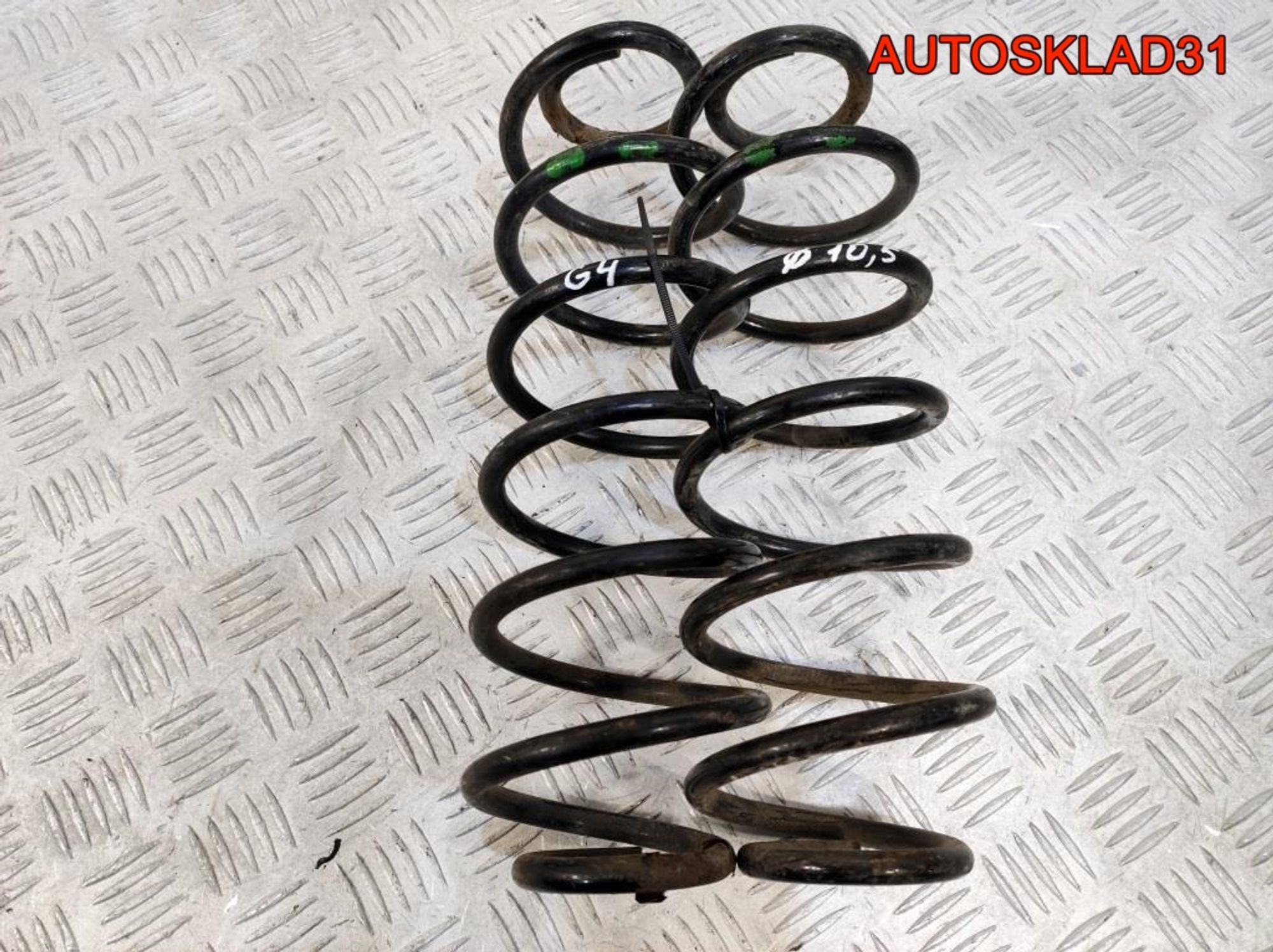 Пружина задняя Volkswagen Golf4 Комплект, 1800 рублей, Дубовое