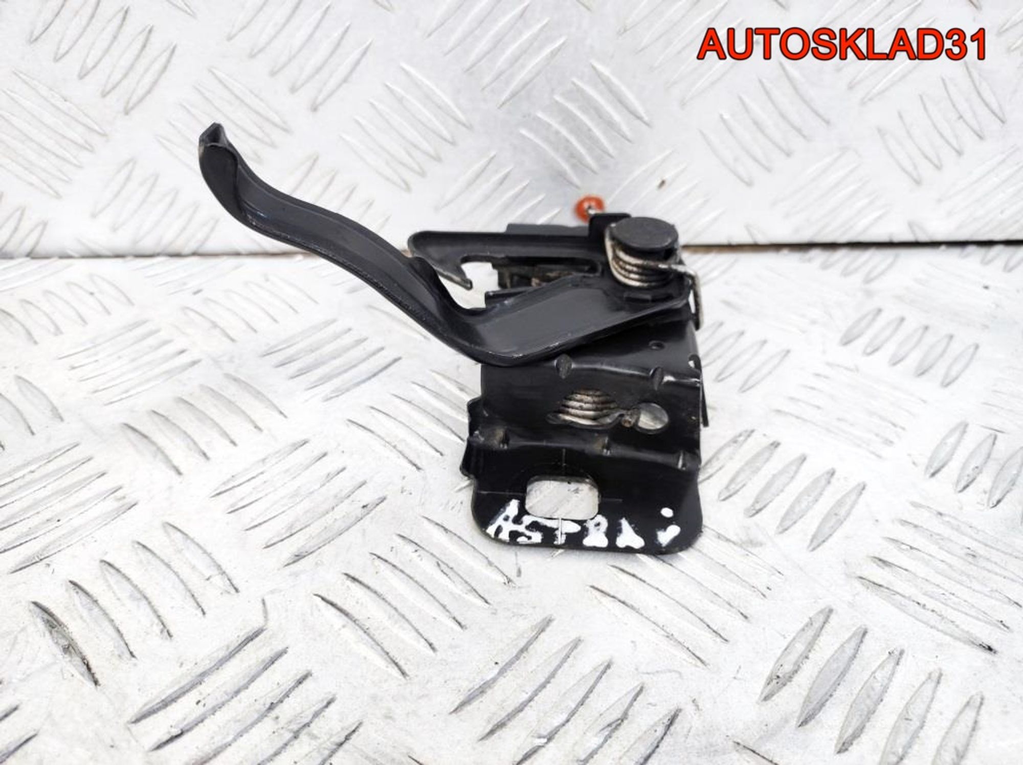 Замок капота Opel Astra J  13312134, 1300 рублей, Дубовое