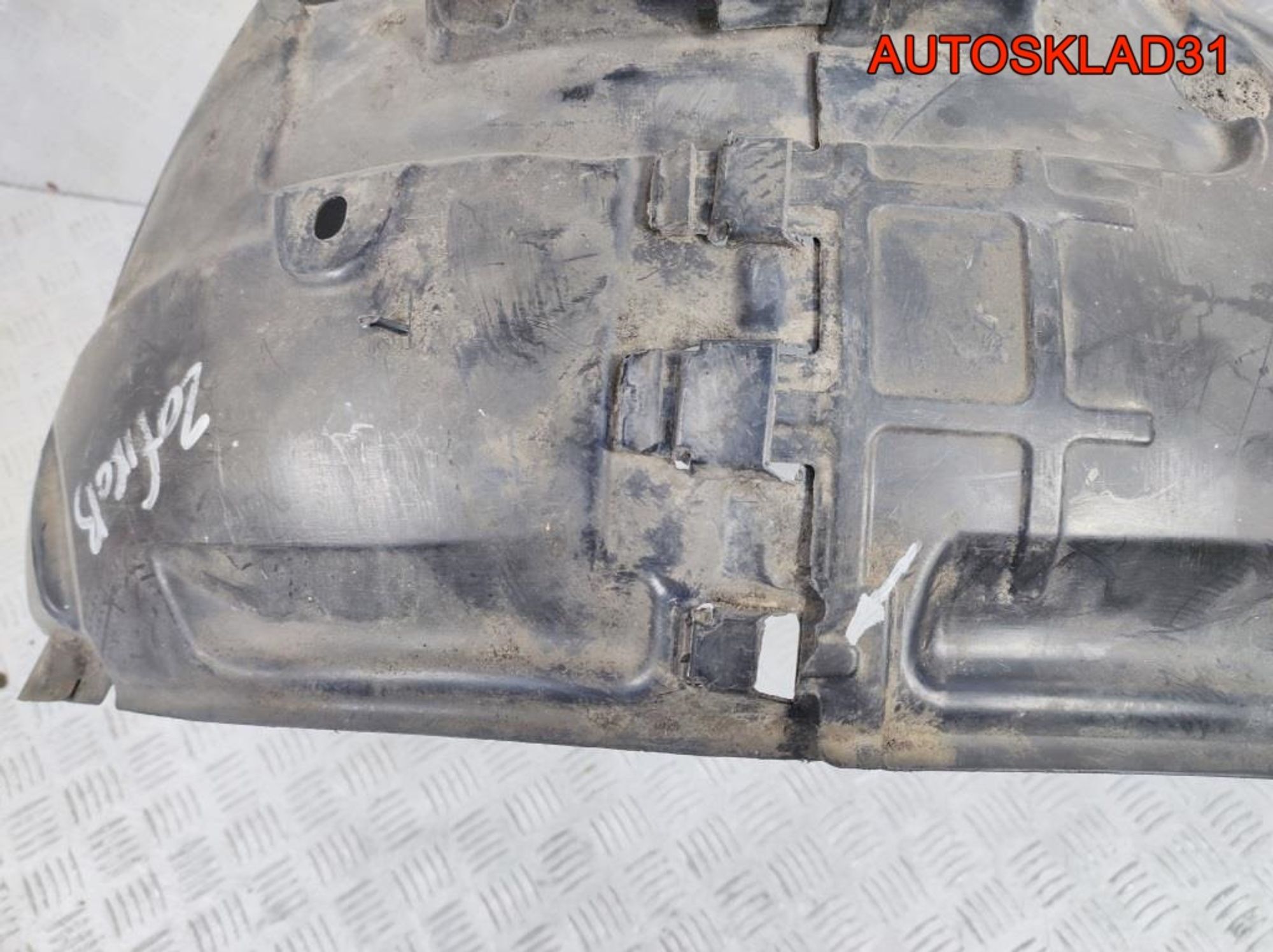 Локер передний правый Opel Zafira B 13129629, 3200 рублей, Дубовое