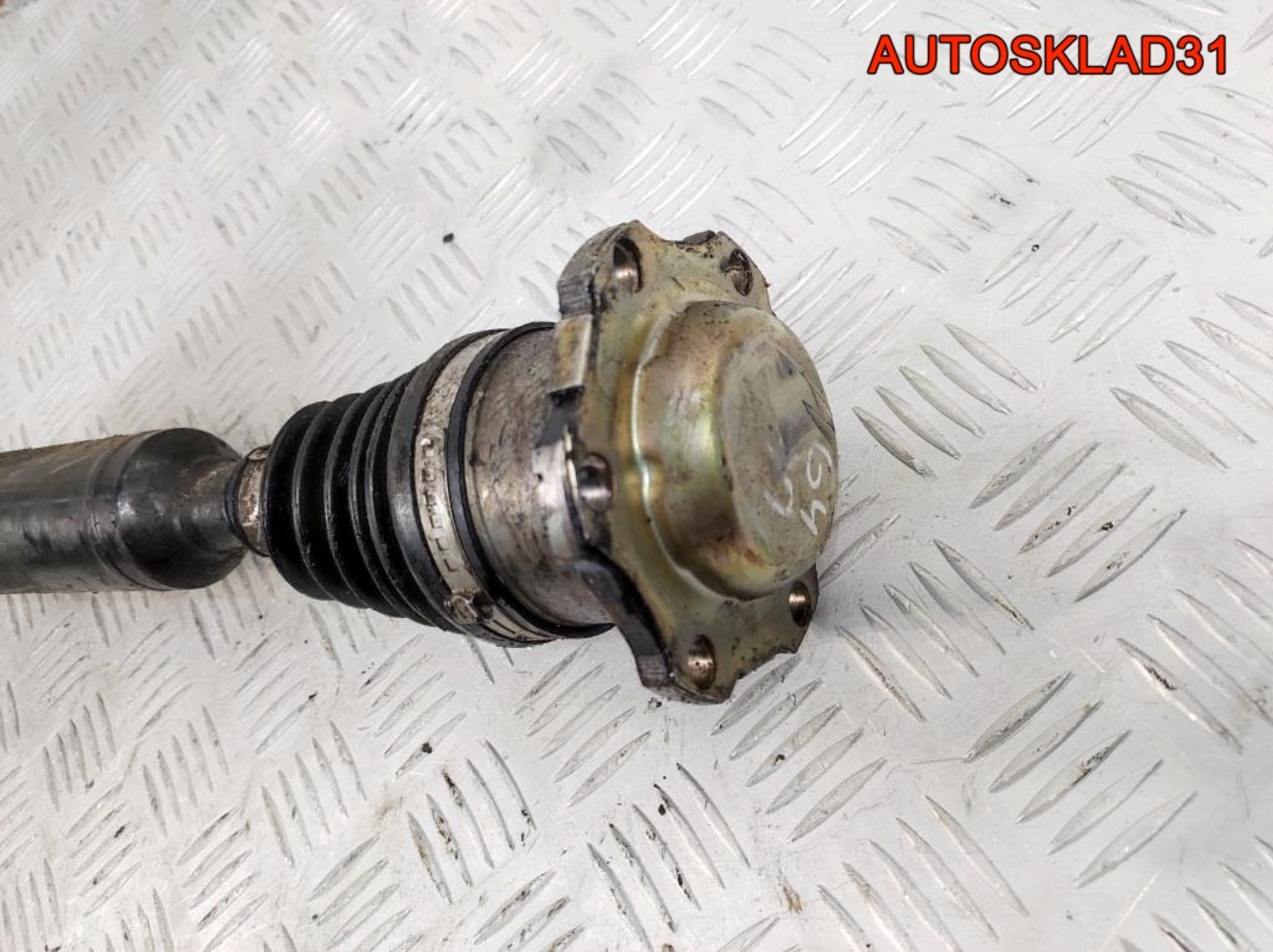 Полуось передняя правая VW Golf 4 1,6 Бензин 1J0407272CR, 4100 рублей, Дубовое