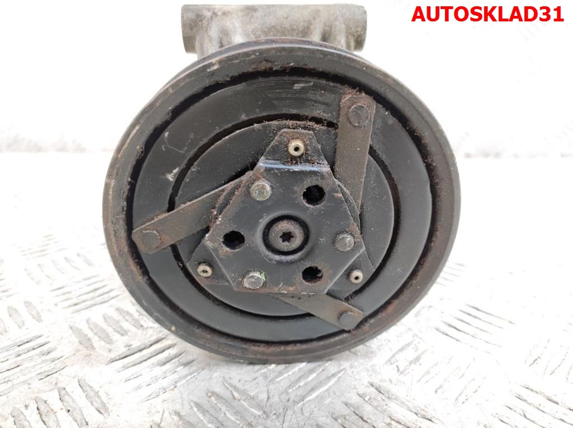 Компрессор кондиционера Renault Megane 2 1,6 Бензин 8200050141, 8000 рублей, Дубовое