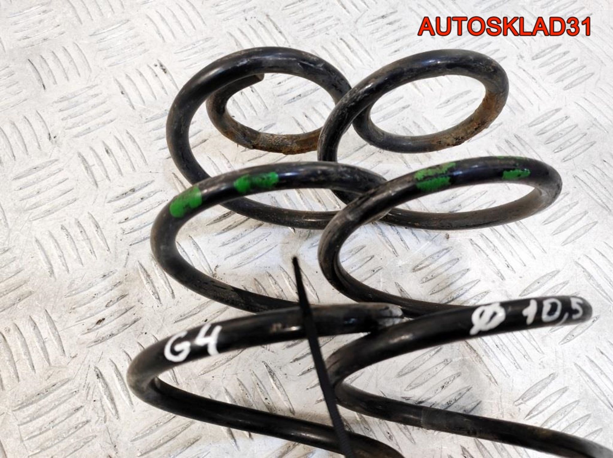 Пружина задняя Volkswagen Golf4 Комплект, 1800 рублей, Дубовое