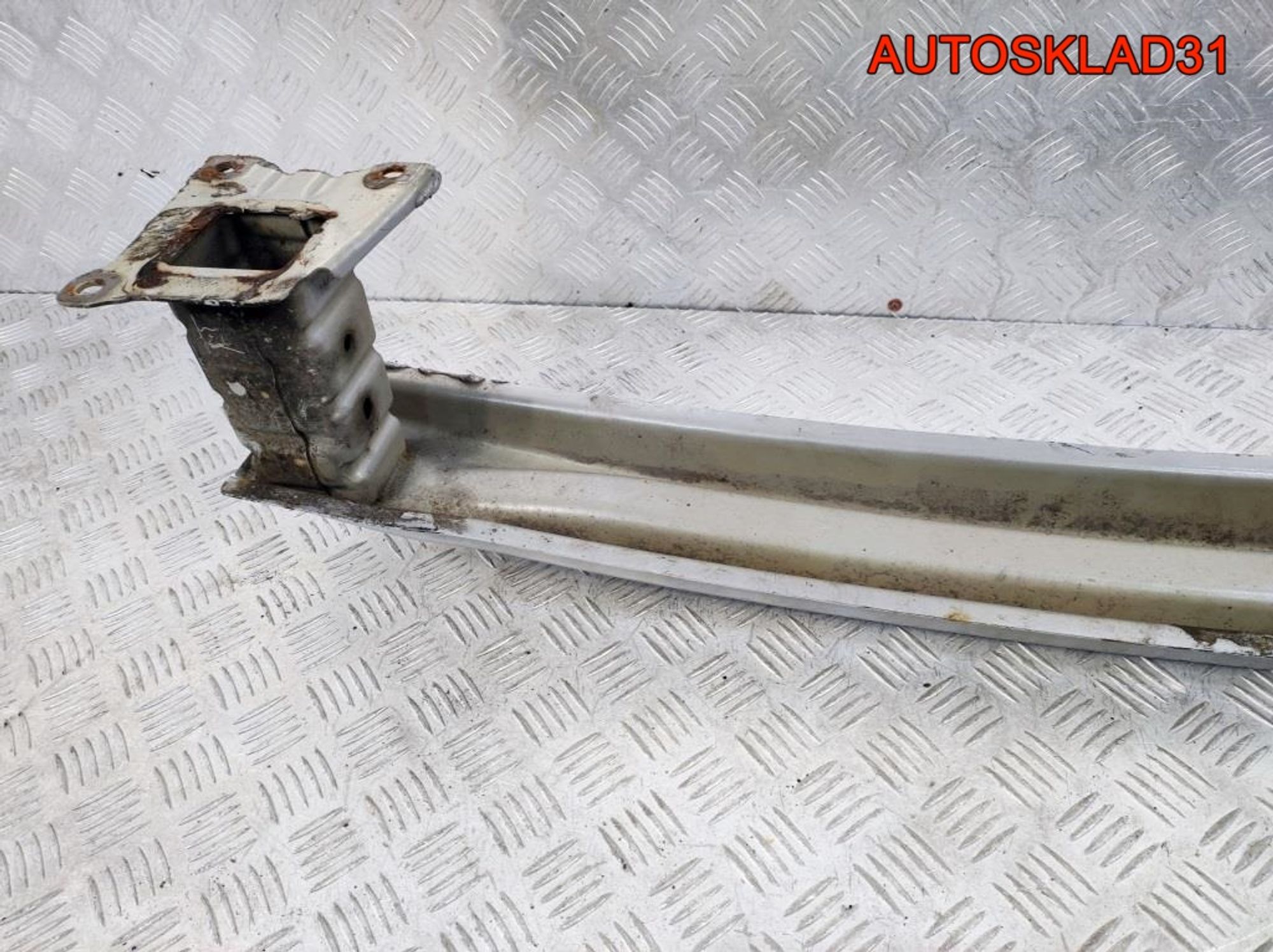 Усилитель заднего бампера Skoda Rapid 5JJ807305, 4900 рублей, Дубовое