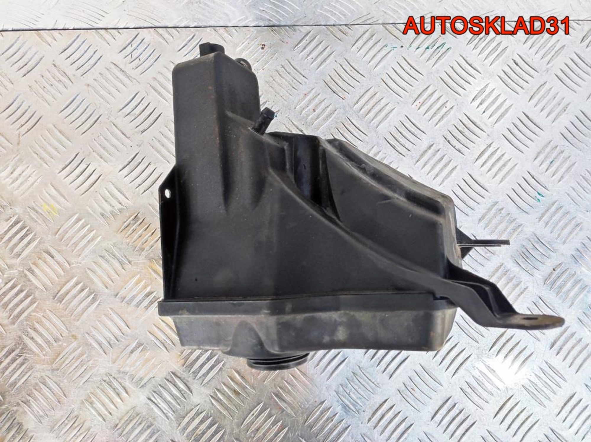 Бачок расширительный BMW E90 N47D20 17137810592, 3000 рублей, Дубовое