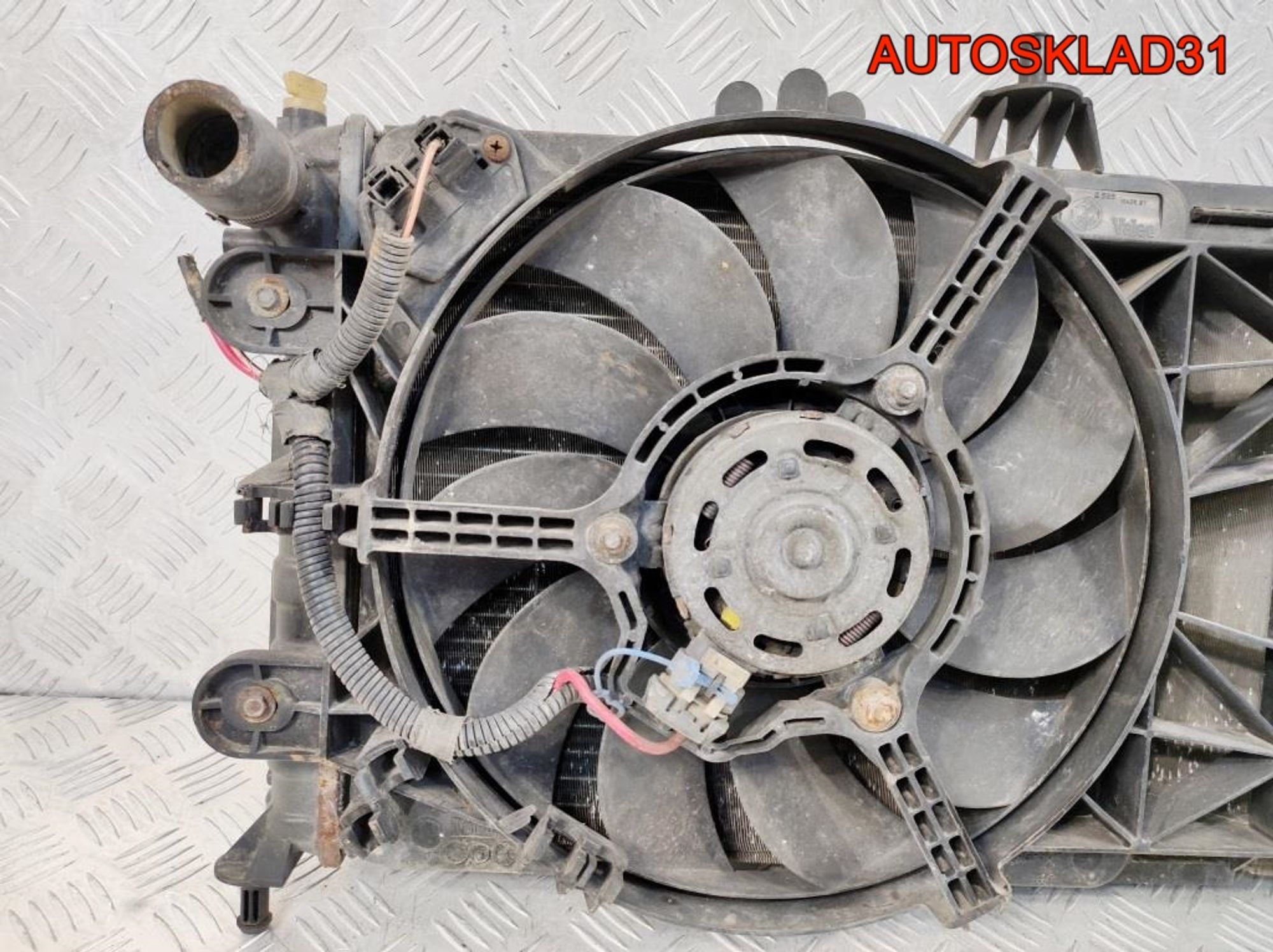 Кассета радиаторов Fiat Punto 2 1,2 Бензин, 12200 рублей, Дубовое