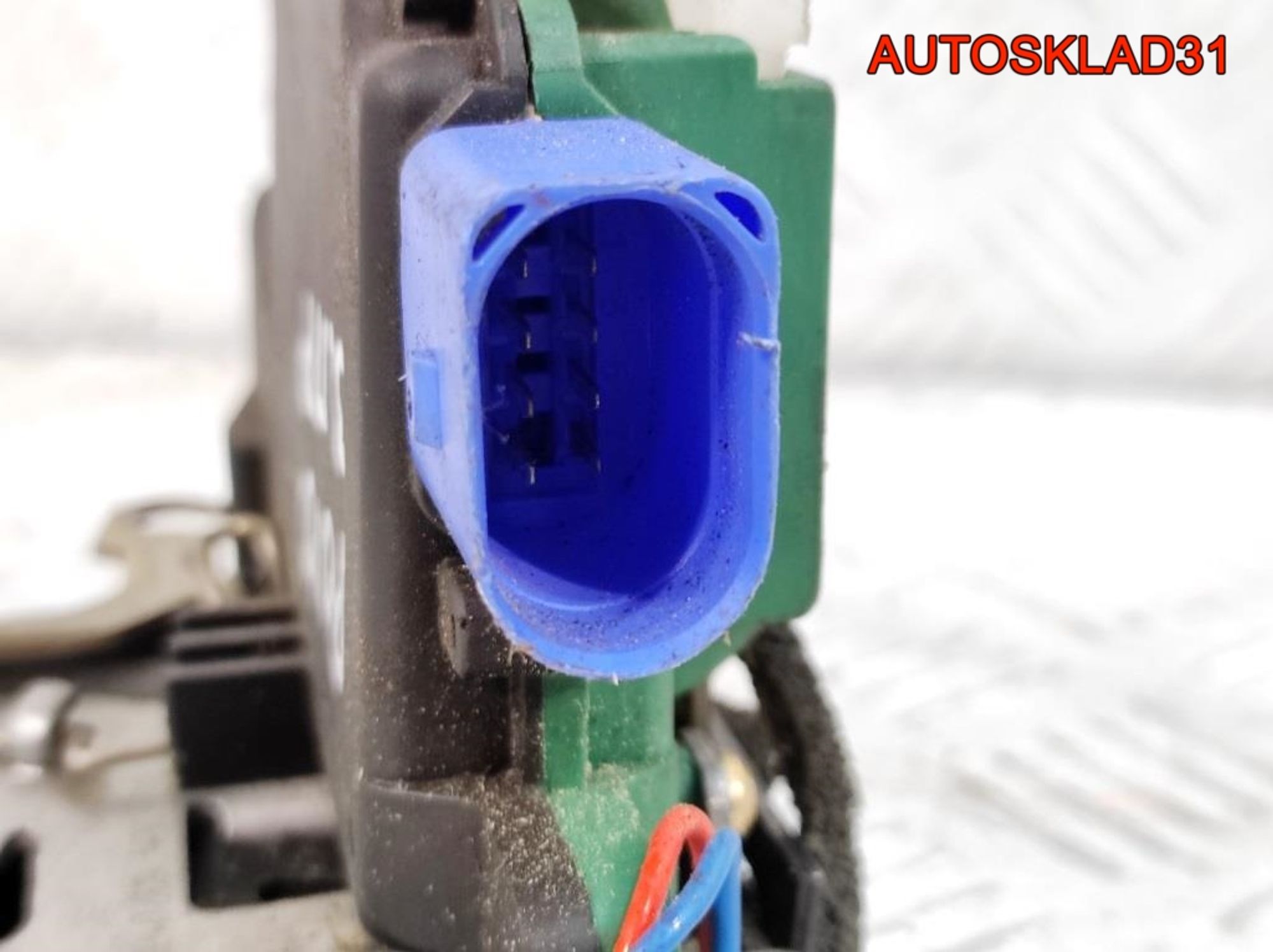 Замок двери передней правой VW Polo 4 3B1837016BG, 2200 рублей, Дубовое