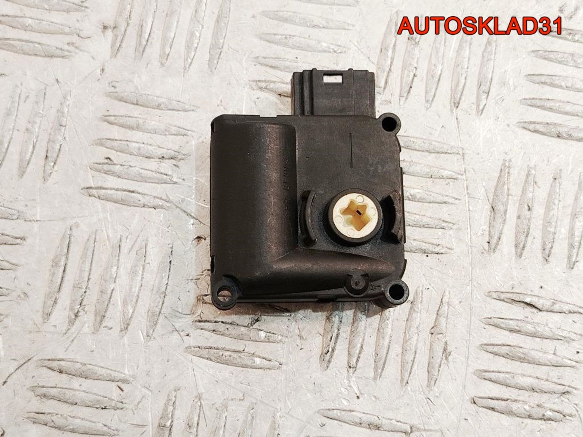 Сервопривод отопителя Audi A6 C6 4F0820511A, 600 рублей, Дубовое