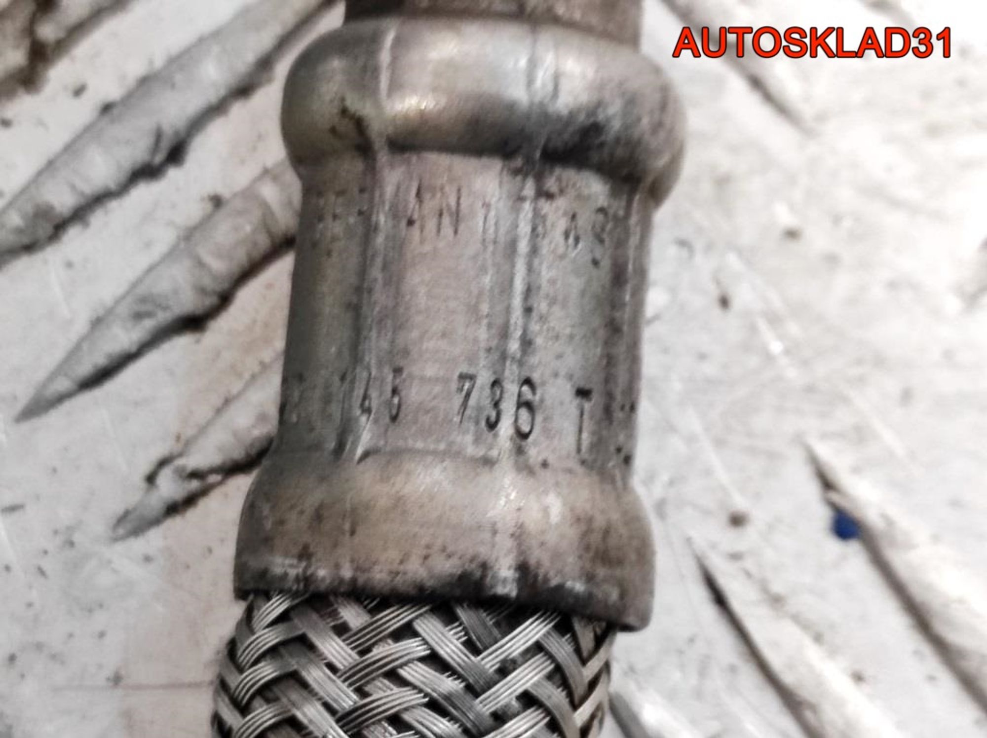 Трубка турбины VW Passat B5 1,9 AFN Дизель 028145736T, 1700 рублей, Дубовое