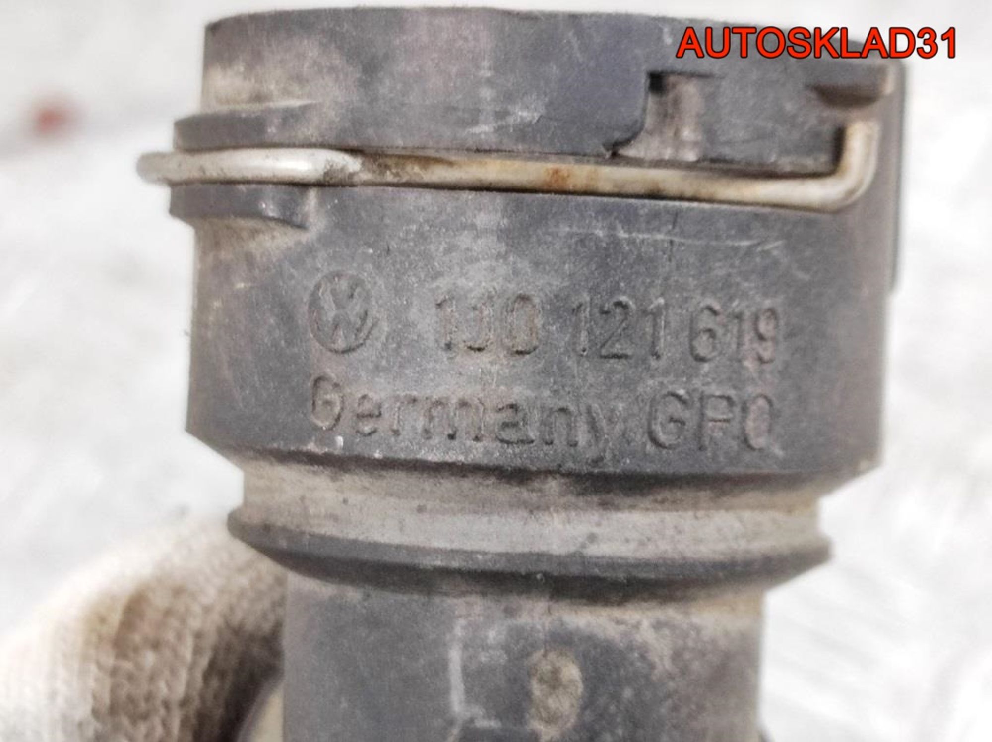 Патрубок радиатора VW Golf 4 1,6 AKL 1J0122101D, 1000 рублей, Дубовое