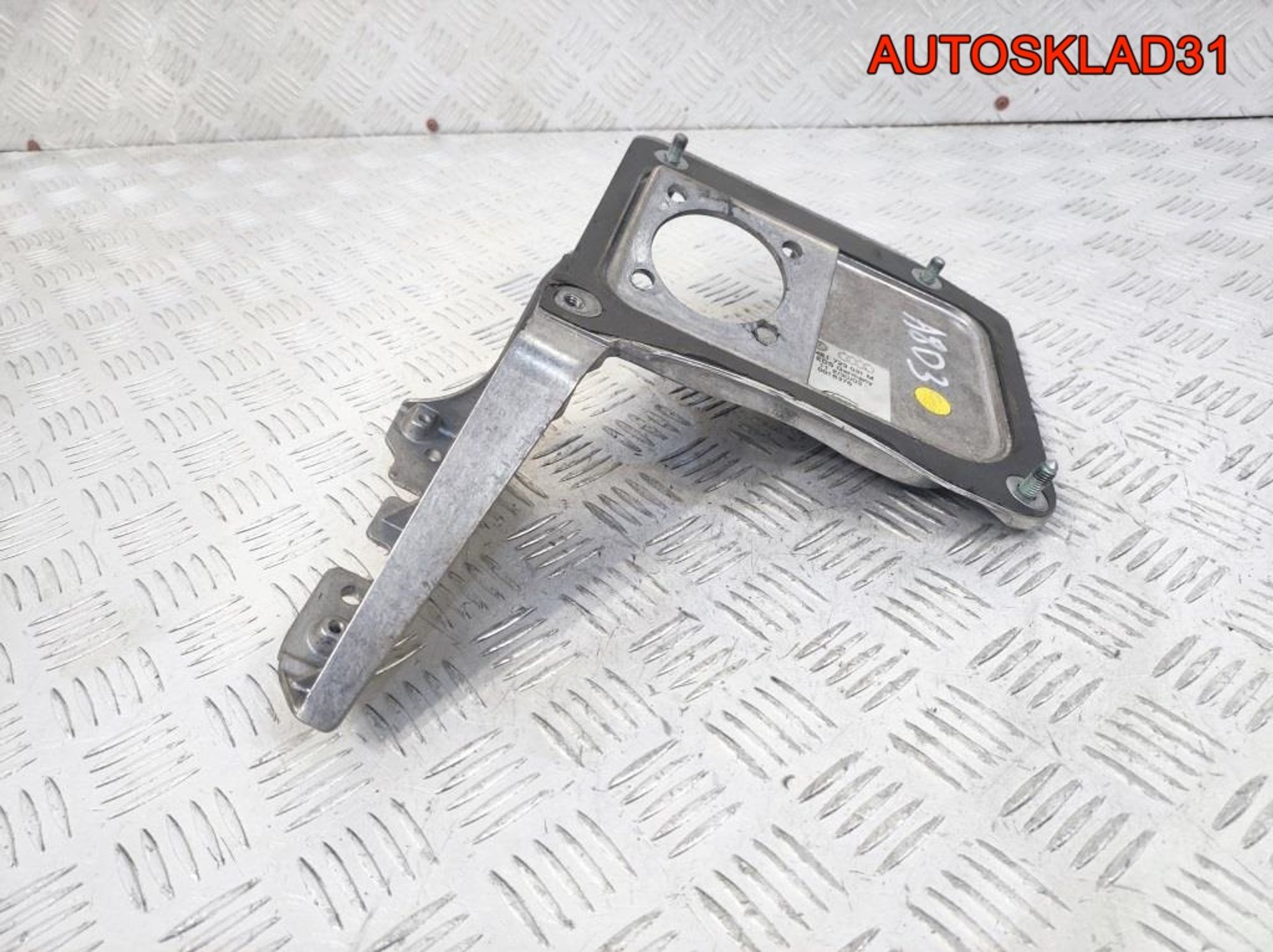 Кронштейн педали газа Audi A8 D3 4E1723111, 900 рублей, Дубовое