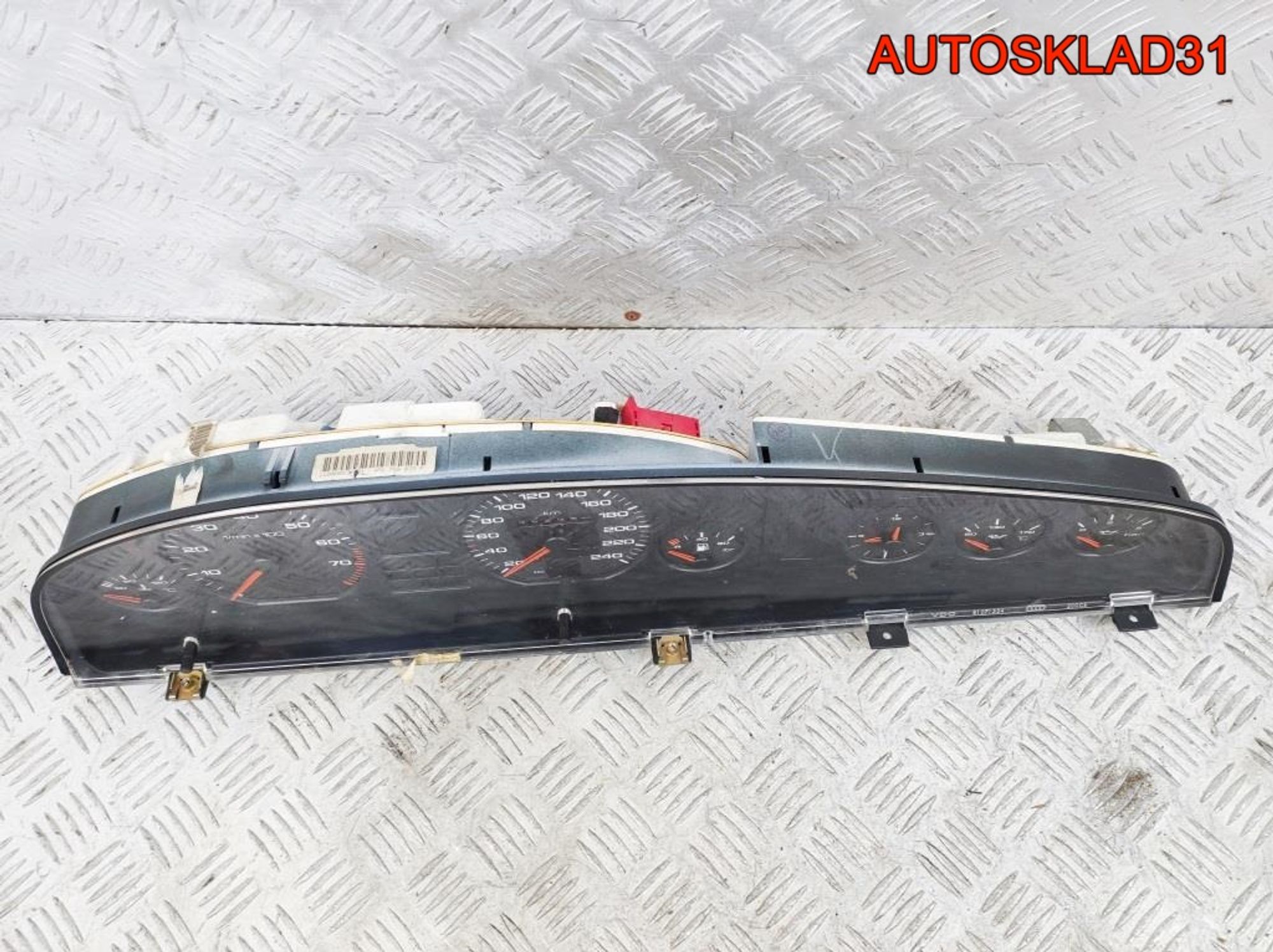 Панель приборов Audi 100 C4 4A1919033P Бензин, 16200 рублей, Дубовое