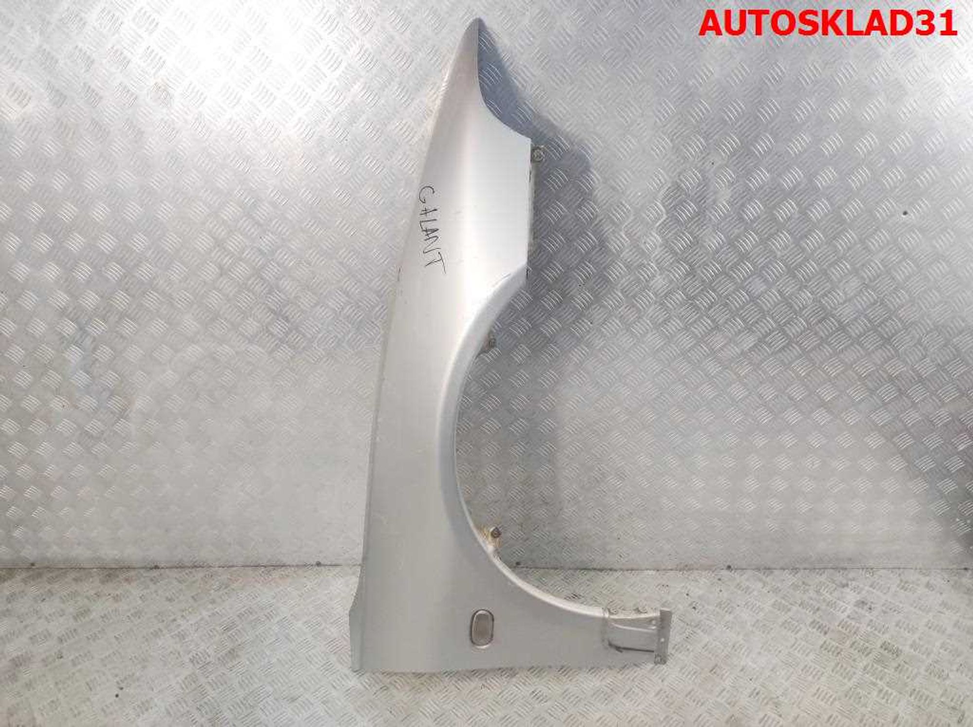 Крыло переднее правое Mitsubishi Galant 8 MR273256, 7000 рублей, Дубовое
