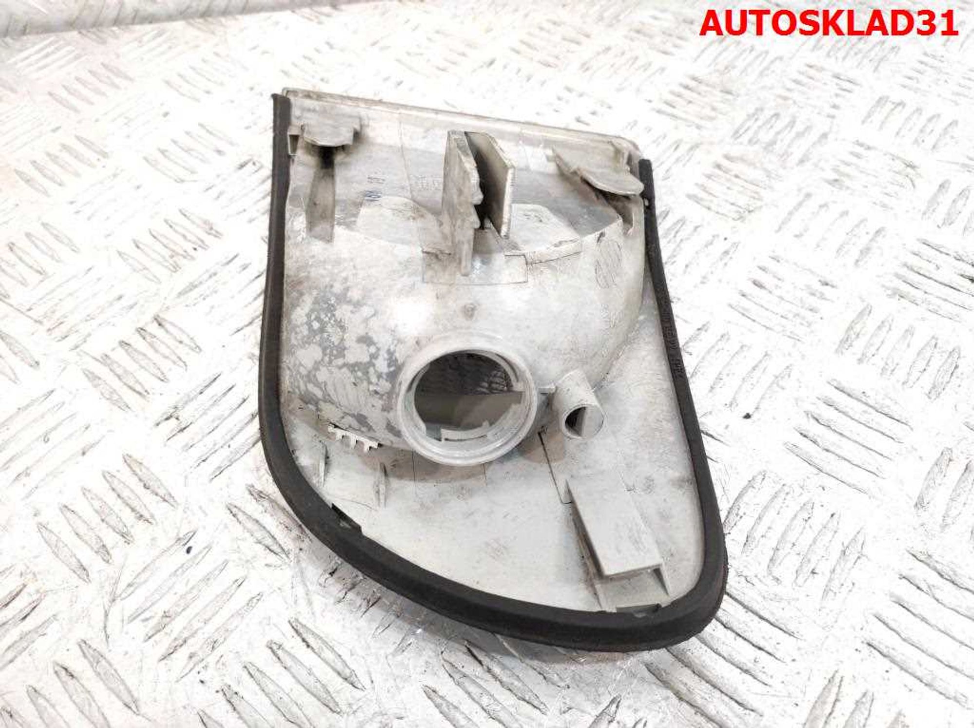 Указатель поворота правый Audi A6 C4 4A0953050D, 3000 рублей, Дубовое
