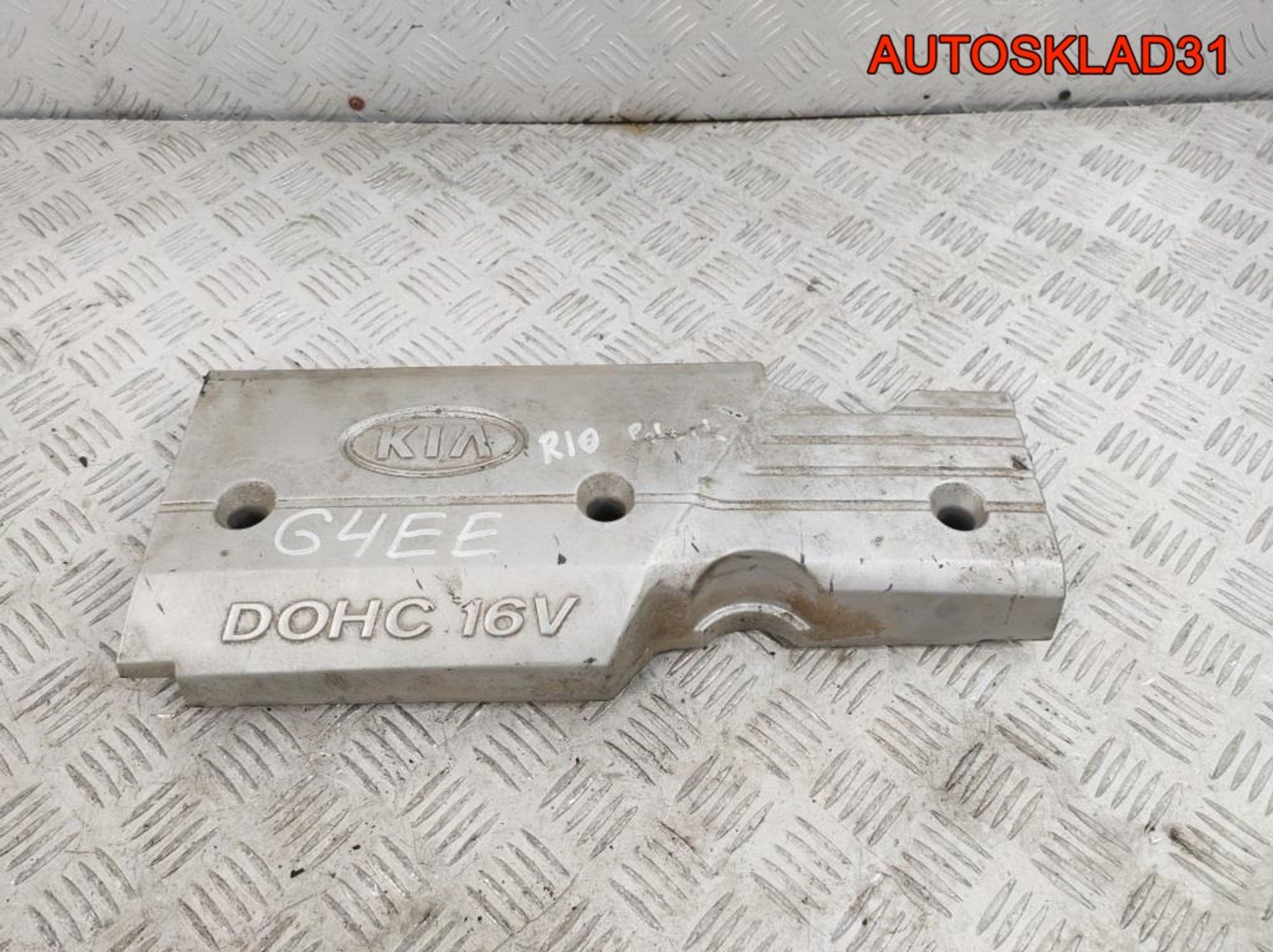 Накладка декоративная Kia Rio 2 1,4 G4EE Бензин 2240526030, 700 рублей, Дубовое