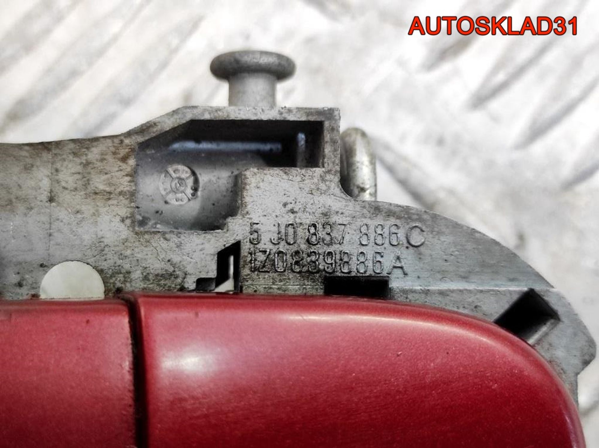 Ручка двери передняя правая Skoda Fabia 5J0837885C, 1800 рублей, Дубовое