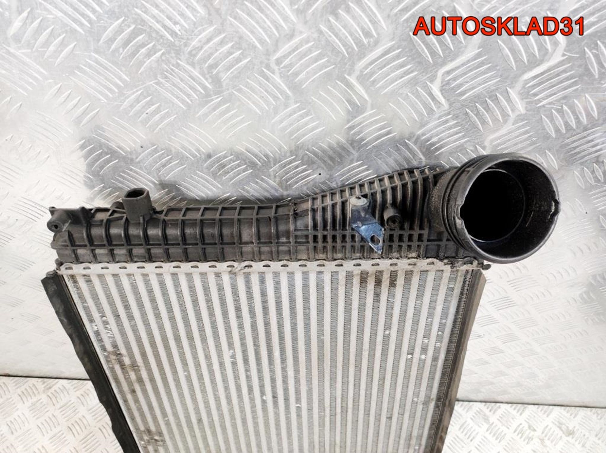 Интеркулер VW Passat B6 2,0 Дизель 1K0145805G, 2000 рублей, Дубовое