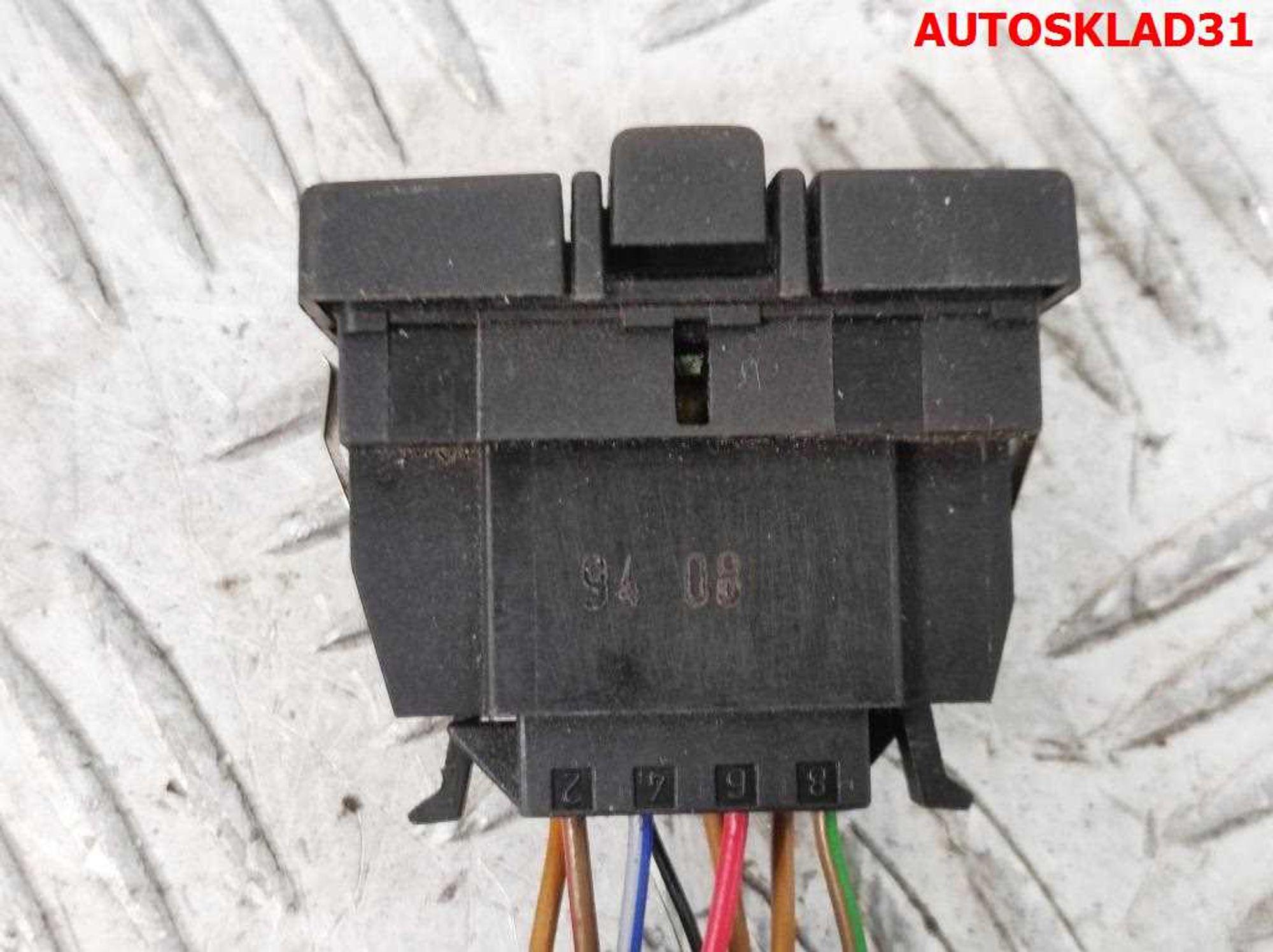 Кнопка стеклоподъемника Volkswagen Golf 3 1H0959855A, 1500 рублей, Дубовое