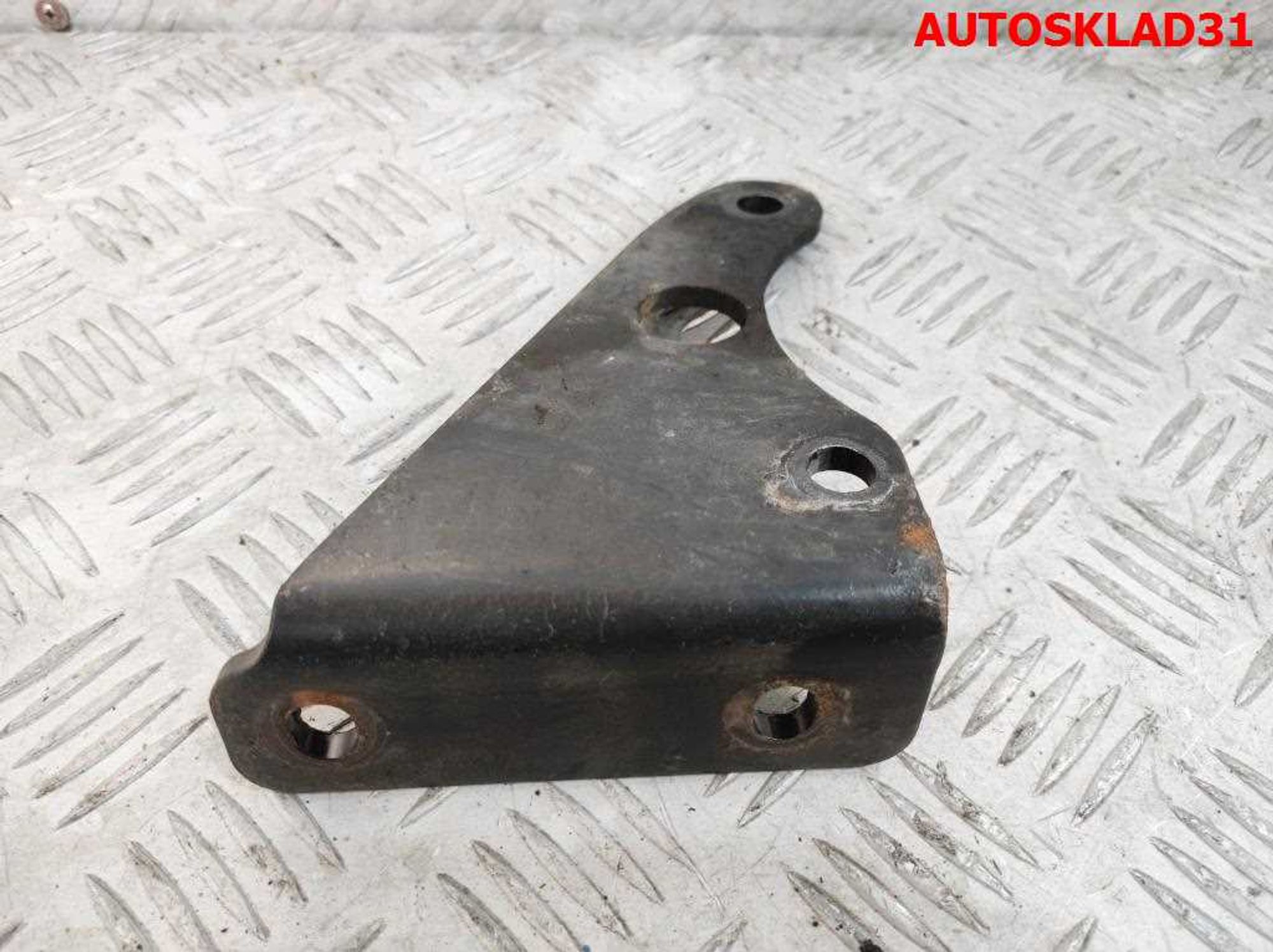 Кронштейн редуктора МКПП VW Sharan 1 02N409905D, 600 рублей, Дубовое
