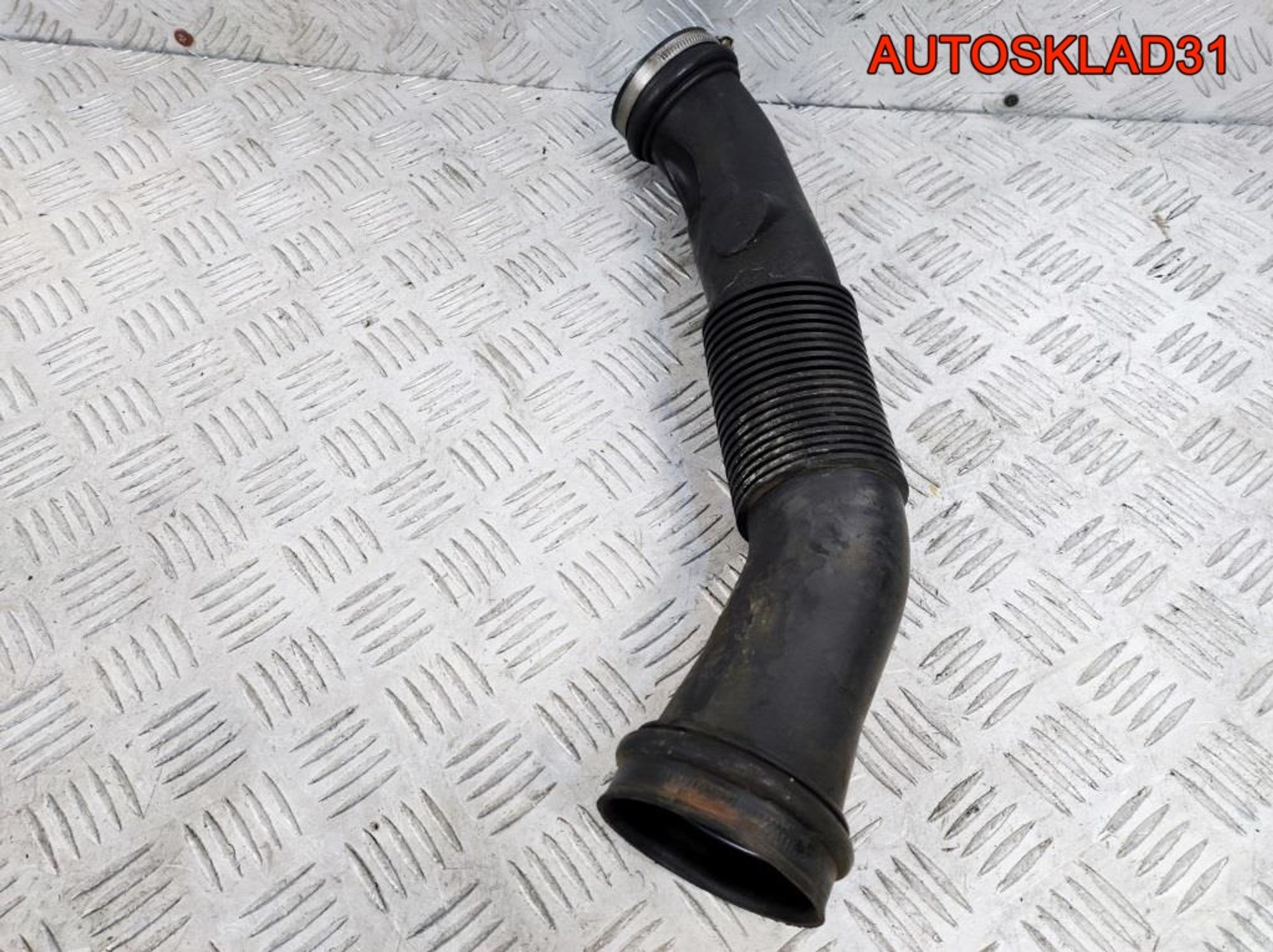 Патрубок воздушного фильтра Audi A6 C5 058129627P, 1300 рублей, Дубовое