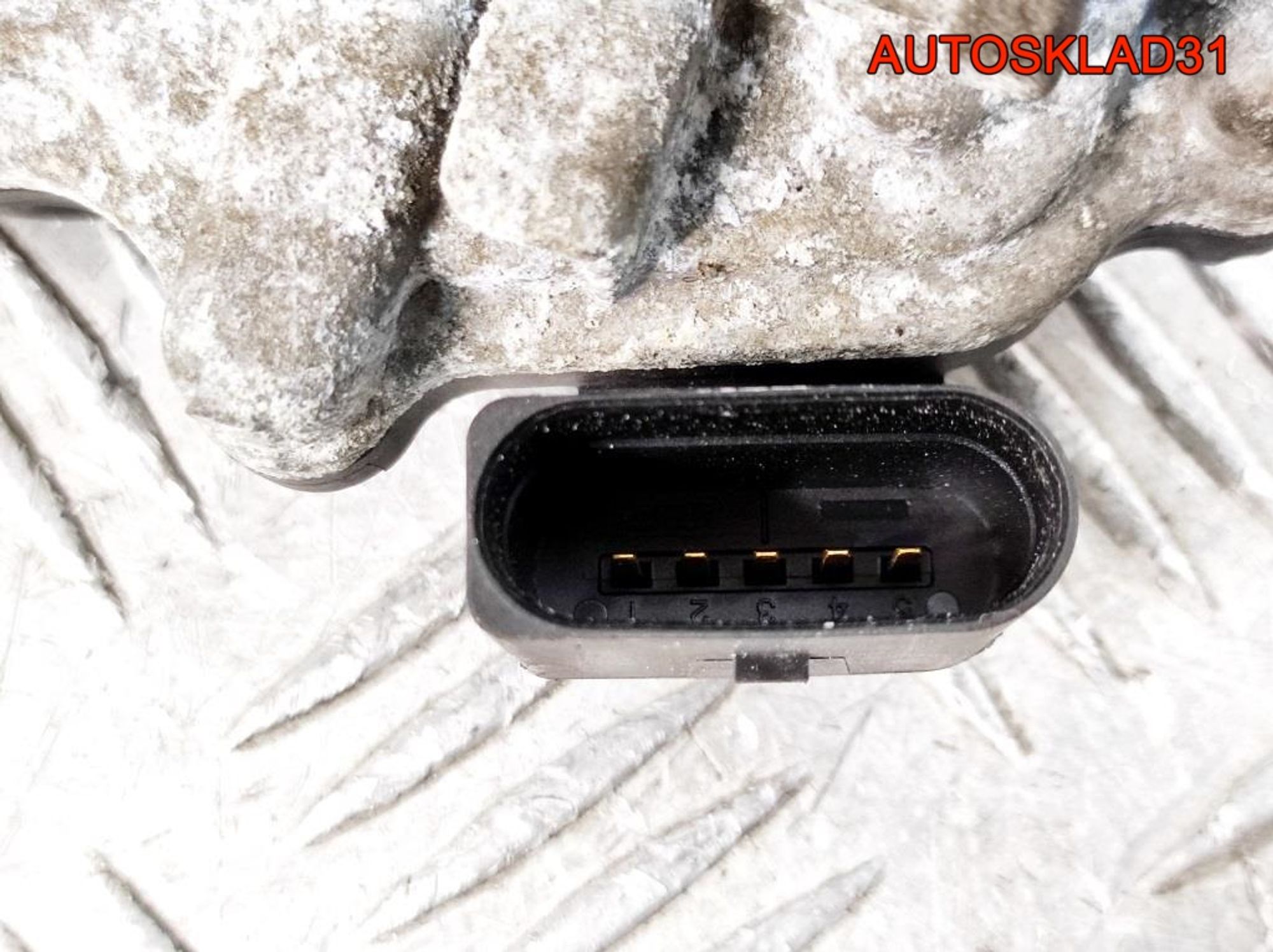 Заслонка дроссельная  VW Passat B8 2,0 Дизель 04L128063AA, 7000 рублей, Дубовое