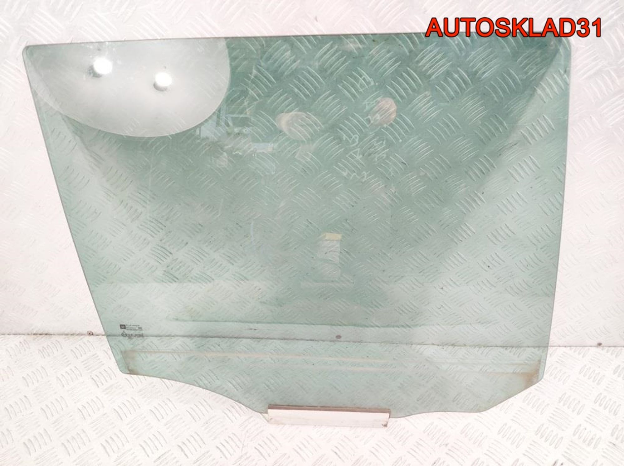 https://ycs.partsauto.market/partsauto-images/thmbs/userImages/edda01b21c13eaa6671738306aa09410/part/187d47b3-04a9-42d1-9088-c280fc36248f_1781613750807.jpg