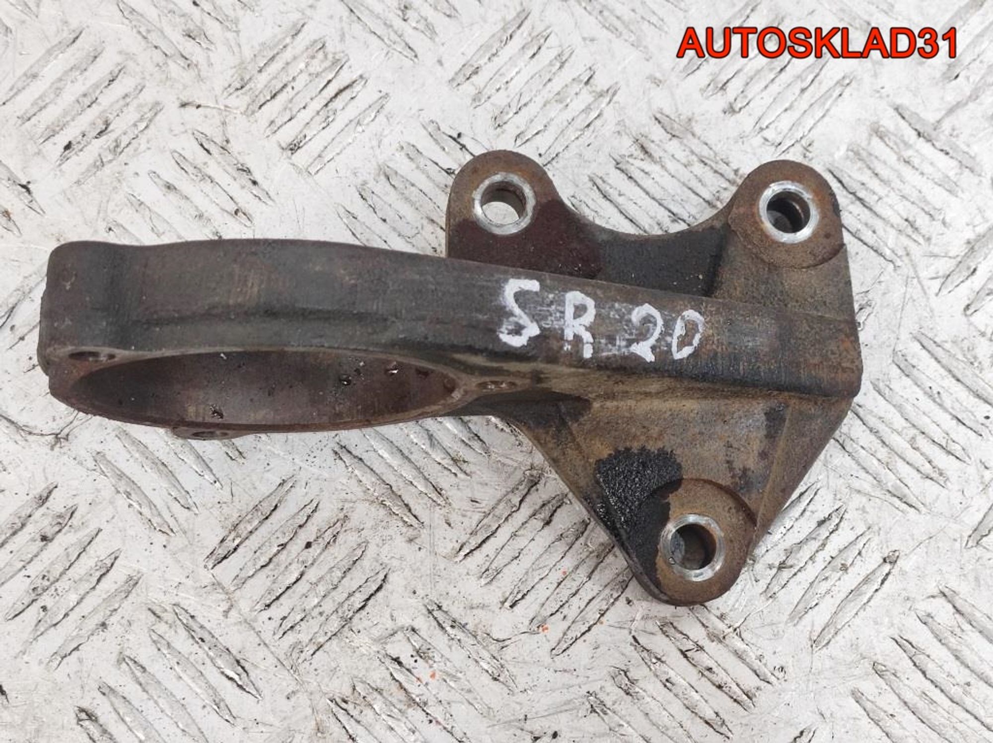 Кронштейн промвала Nissan Primera P11 2,0 SR20DE Бензин, 1000 рублей, Дубовое