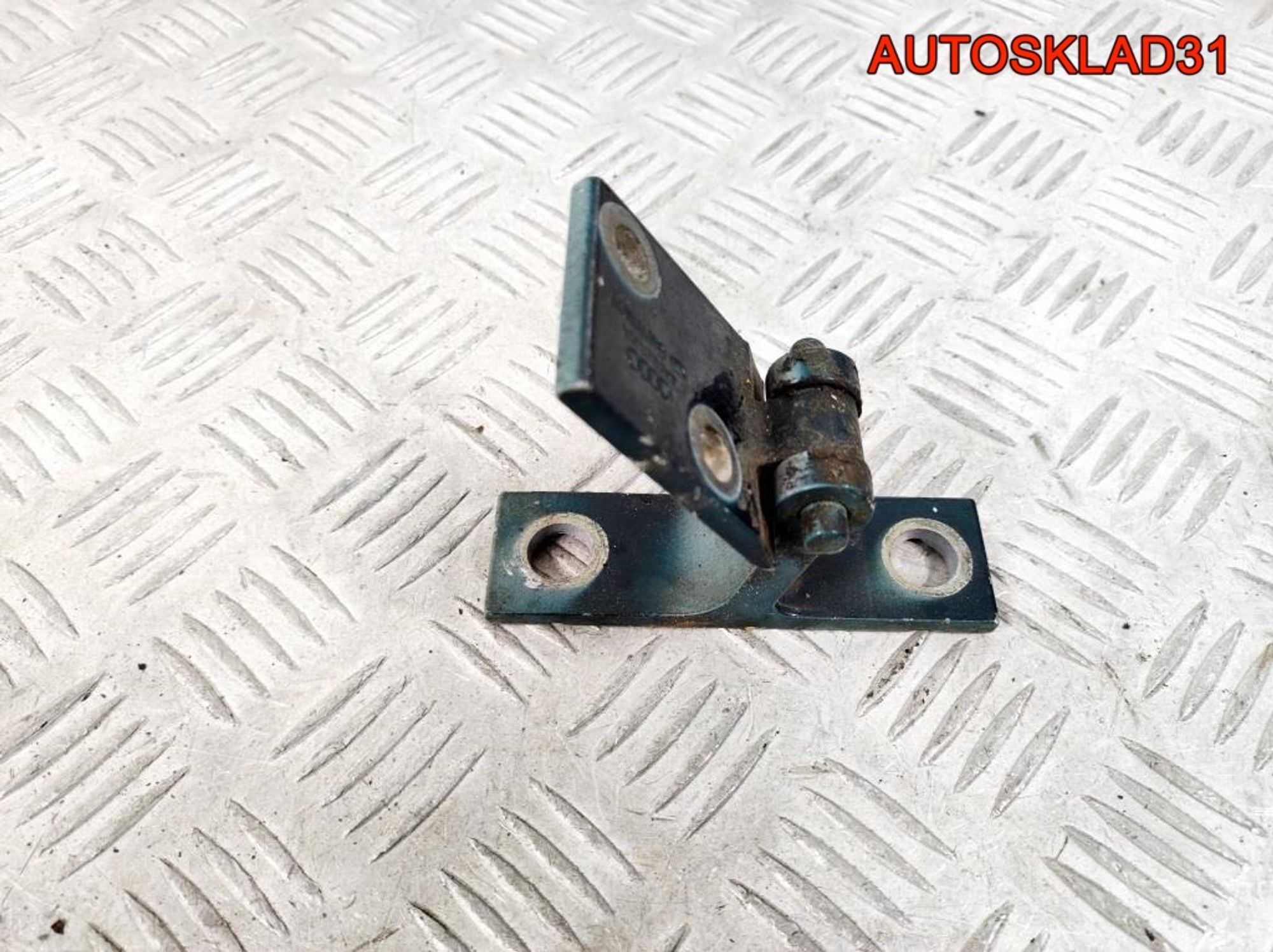 Петля двери передняя верхняя правая Audi A6 C4, 900 рублей, Дубовое