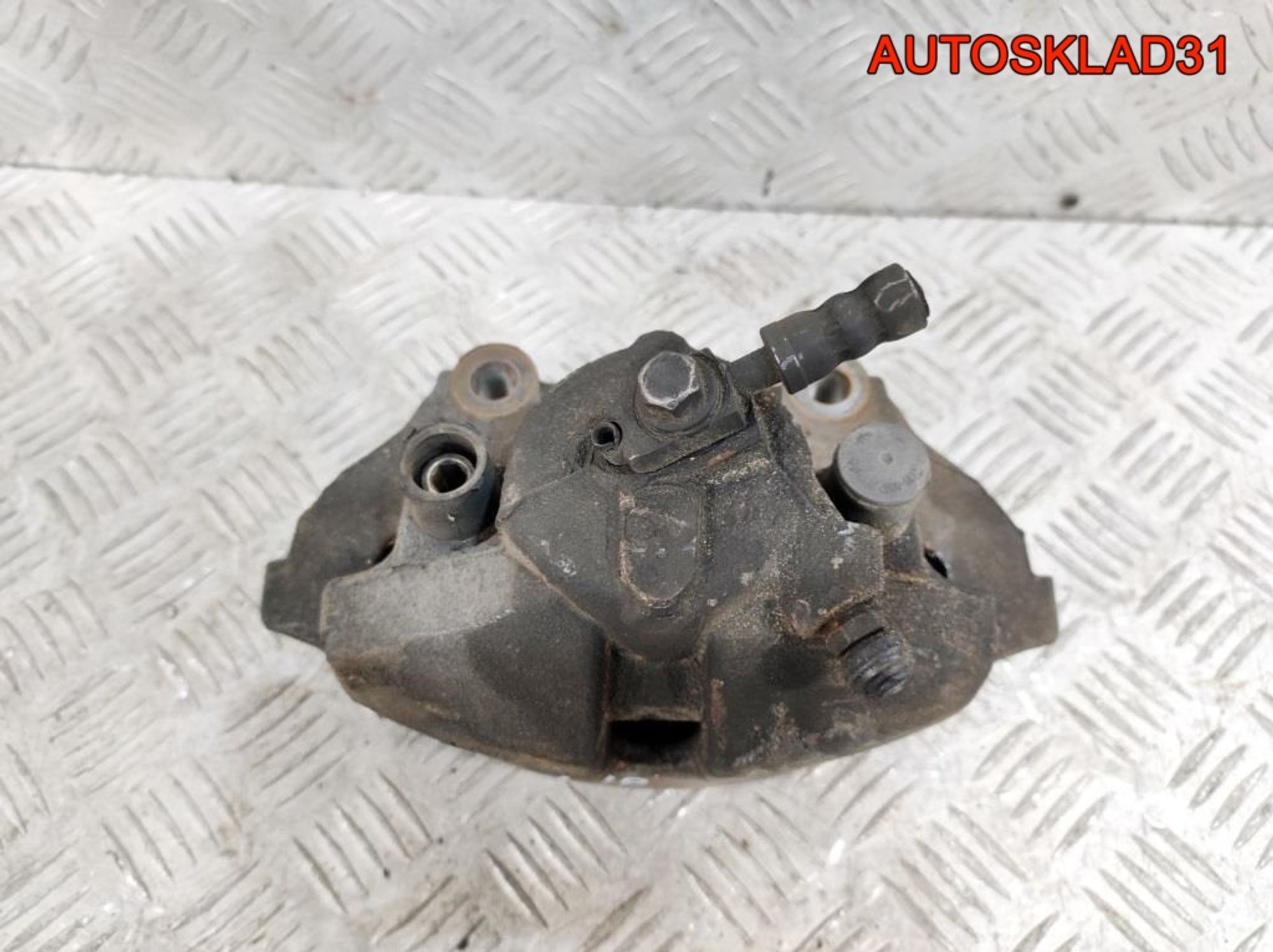 Суппорт тормозной передний левый Skoda Rapid 1K0615123E, 2300 рублей, Дубовое