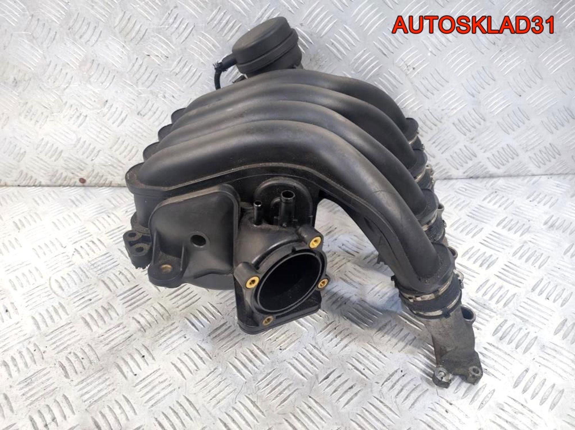 Коллектор впускной Audi A4 B5 1,8 ADR 06B133210N, 2500 рублей, Дубовое