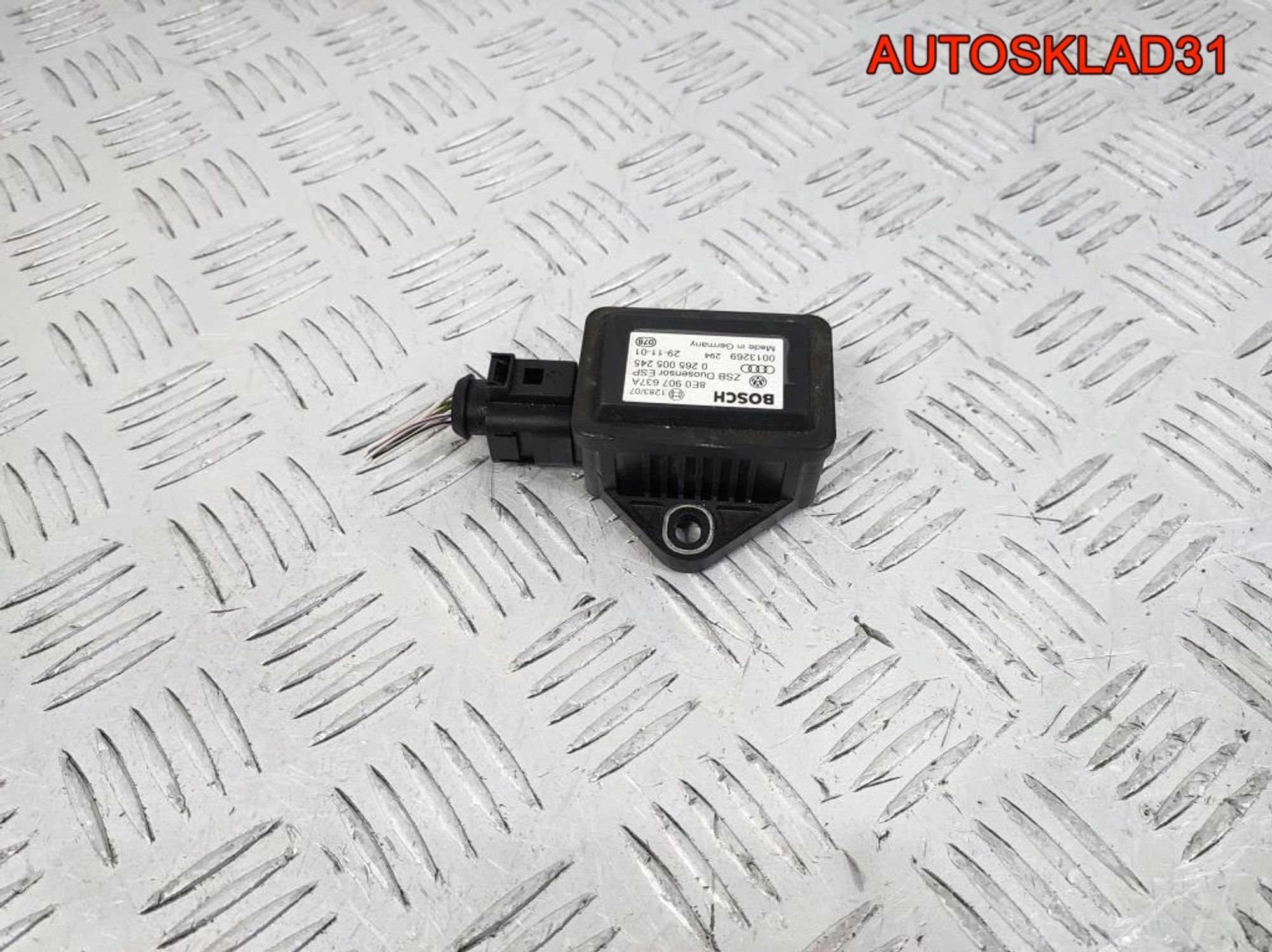 Датчик ускорения Audi A8 D3 8E0907637A, 900 рублей, Дубовое
