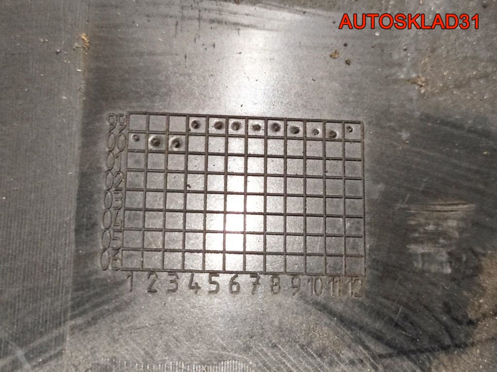 Декоративная крышка двигателя VW Passat B5 06B103935J, 1400 рублей, Дубовое