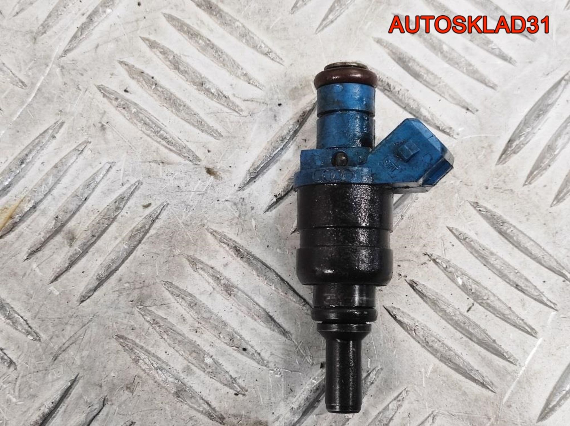 Форсунка топливная VW Passat B5 1,8 ADR 058133551F, 900 рублей, Дубовое