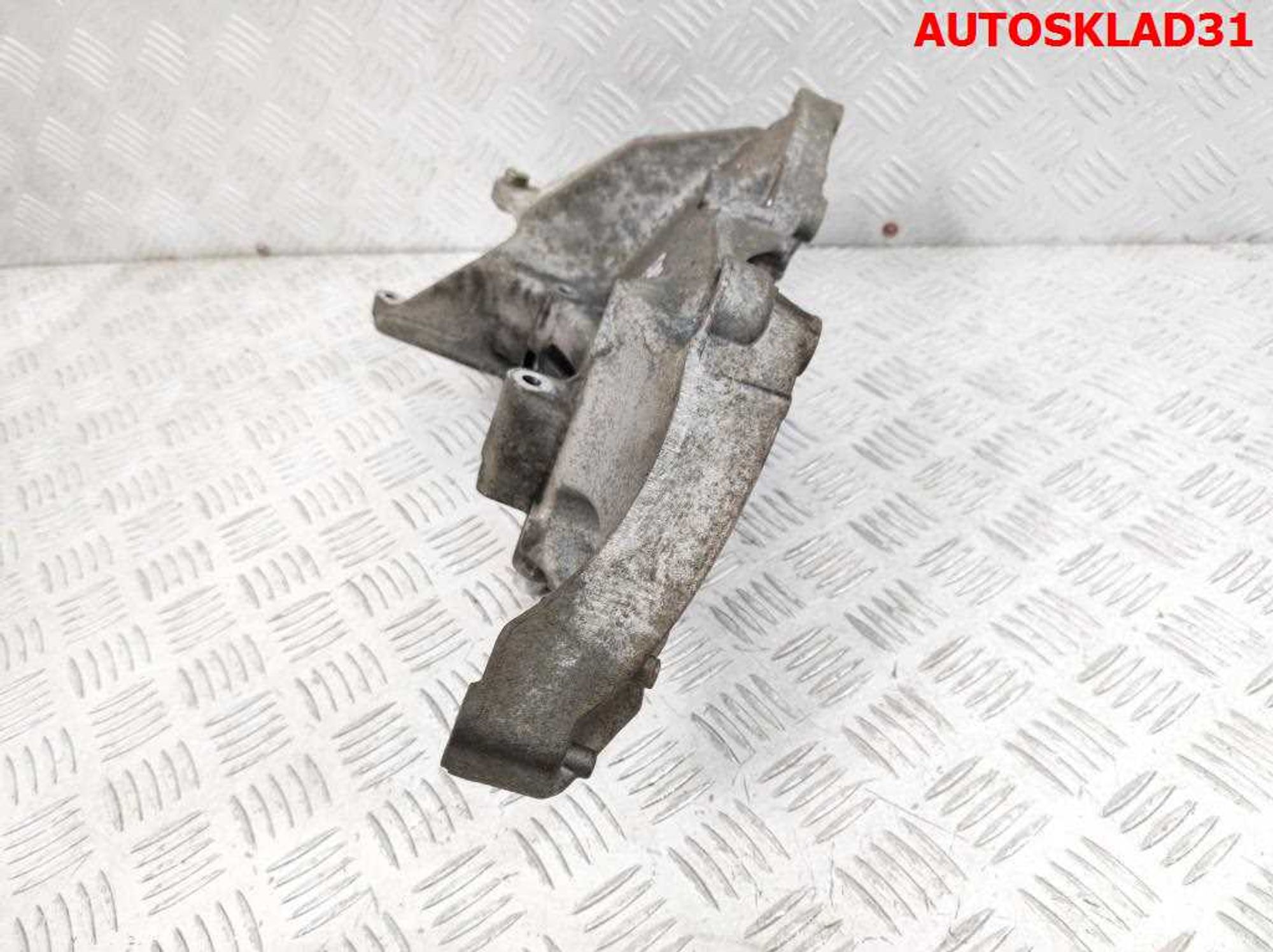 Кронштейн генератора Renault Laguna 2 1.8 F4P Бензин 8200183234, 2000 рублей, Дубовое
