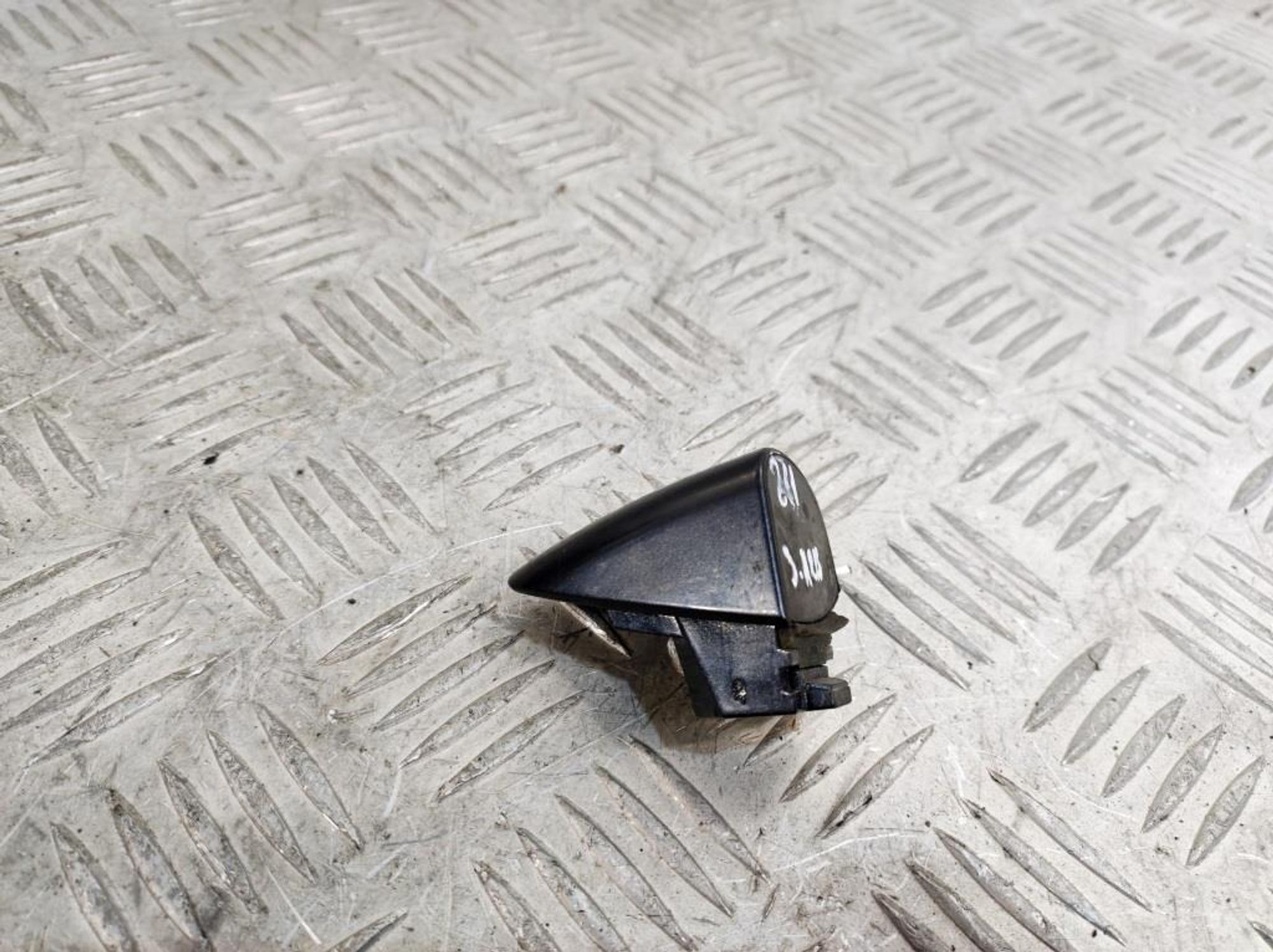 Вставка замка задняя левая Mercedes W211 A2037601377, 500 рублей, Дубовое